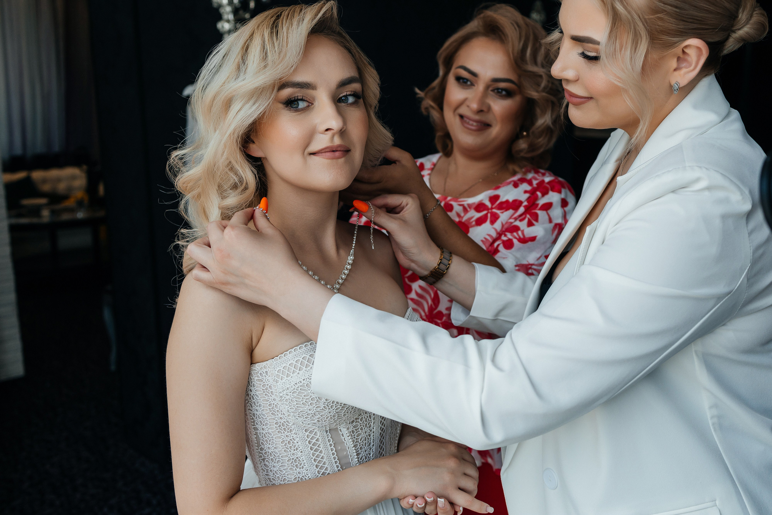 Грандиозное свадебное событие в уютном ресторане. Олег Сверчков | Свадебный фотограф Вологда