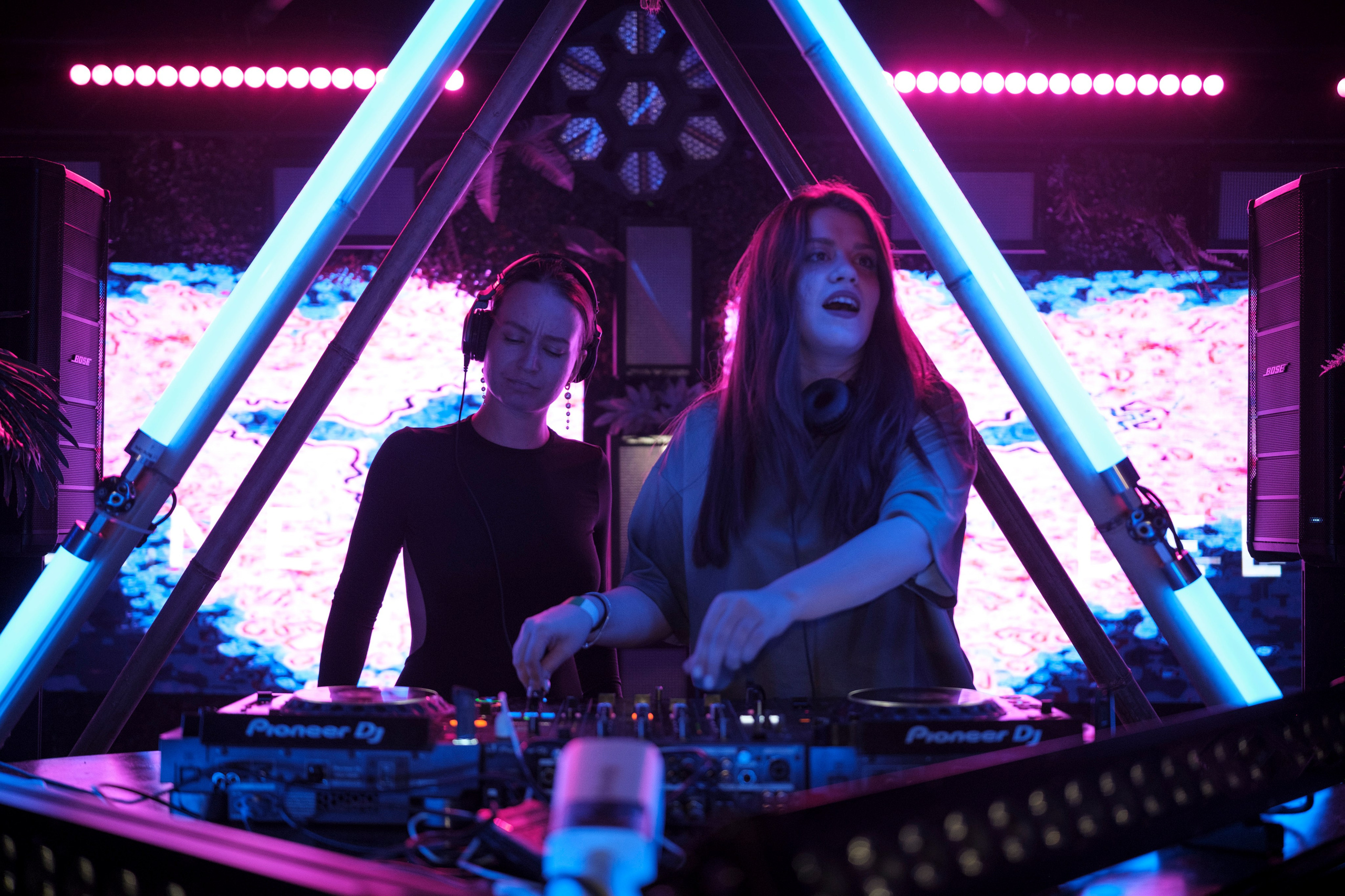 Embargo 3/02. Главная