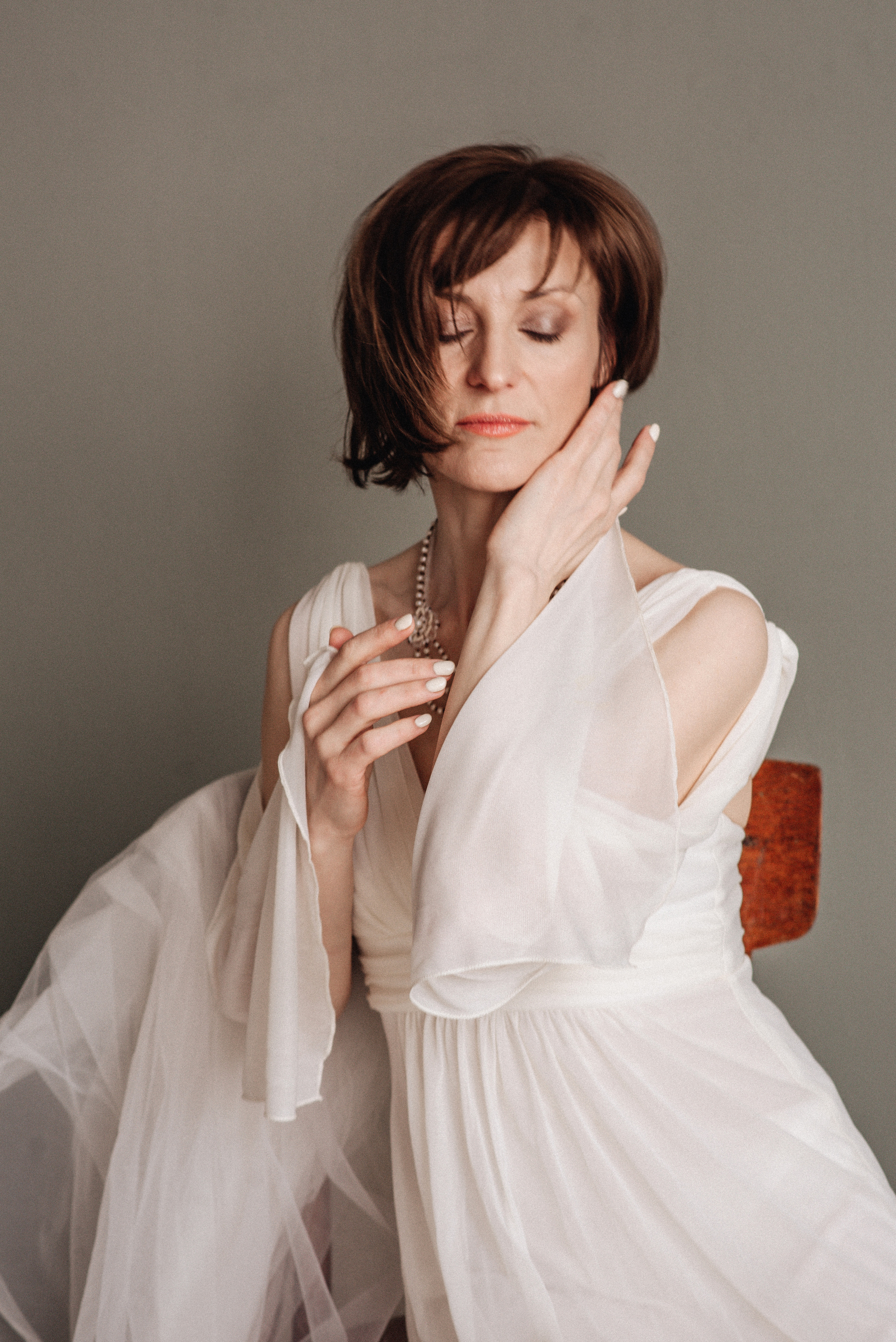 Натали в белом…. Фотограф Юлия Исаева