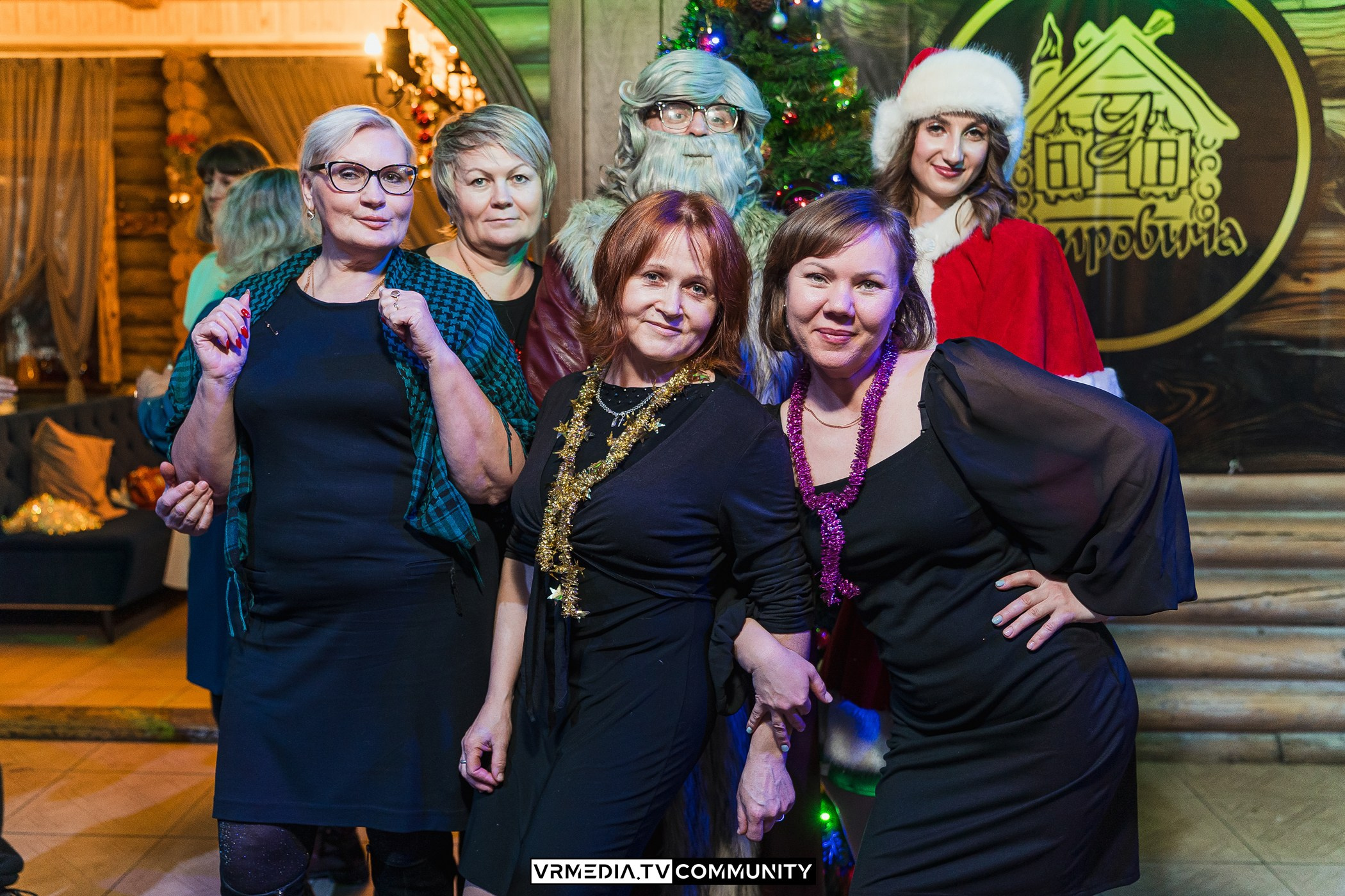 Новогодний вечер у «Петровича»