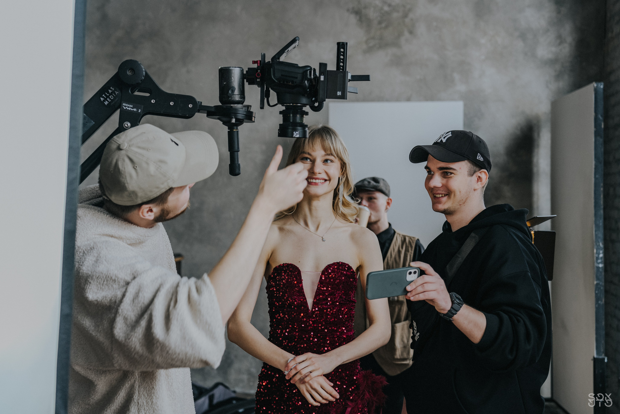 Видеопродакшн BACKED ROLL