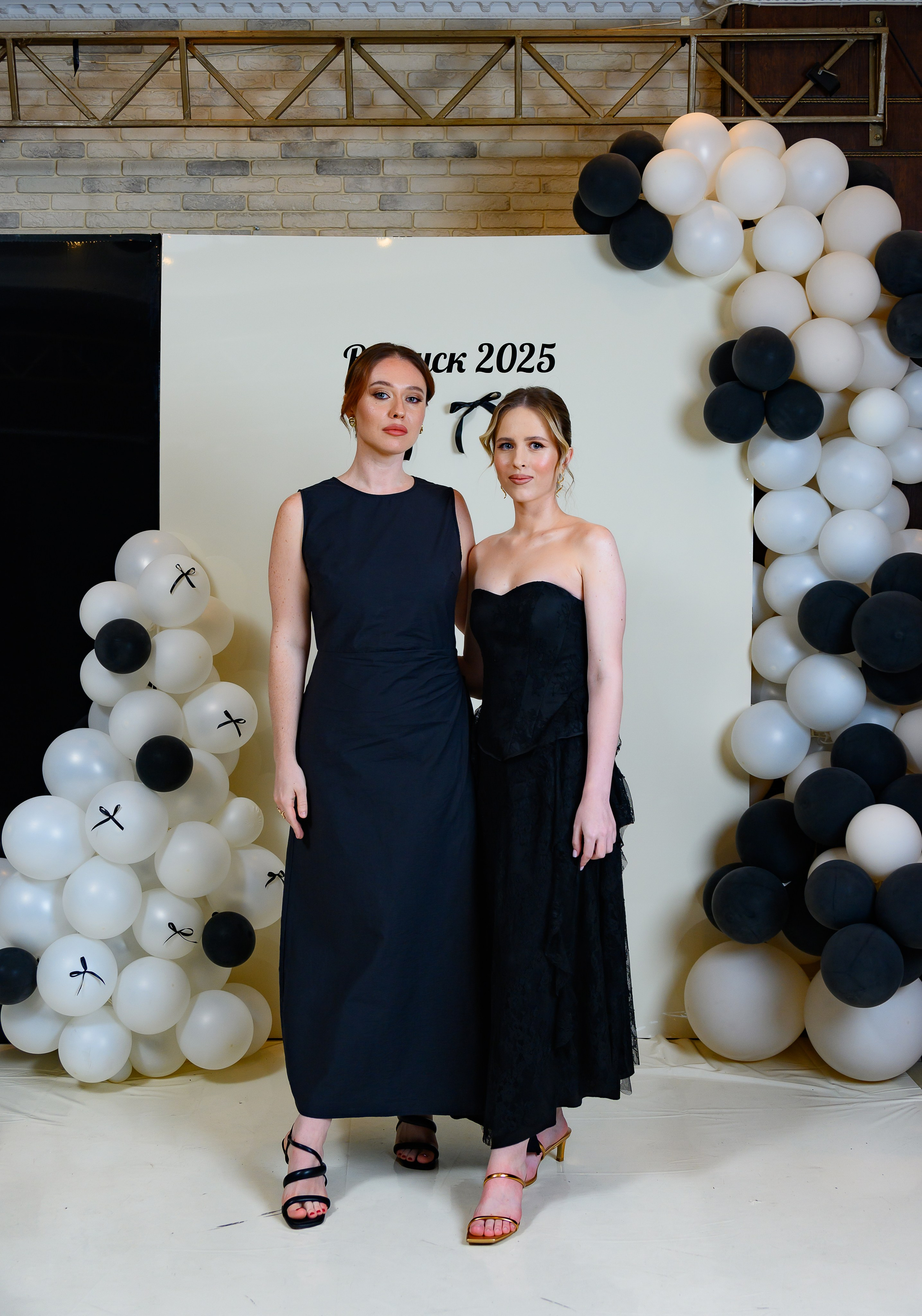 Выпускной 2025 11 кл. Семейный и детский фотограф в Новороссийске Лебедева Елена