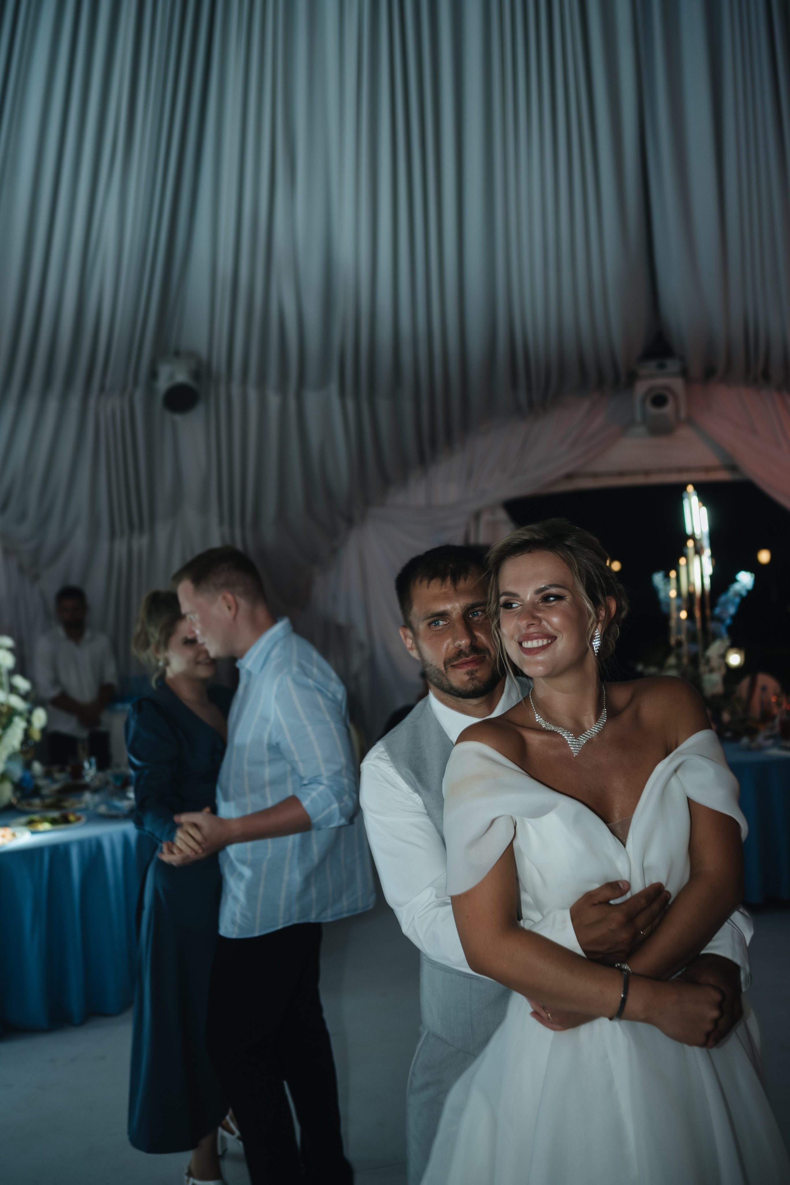 Свадебная фотосессия на яхте. Свадебный и семейный фотограф и видеограф, Крым, Москва, Санкт -Петербург