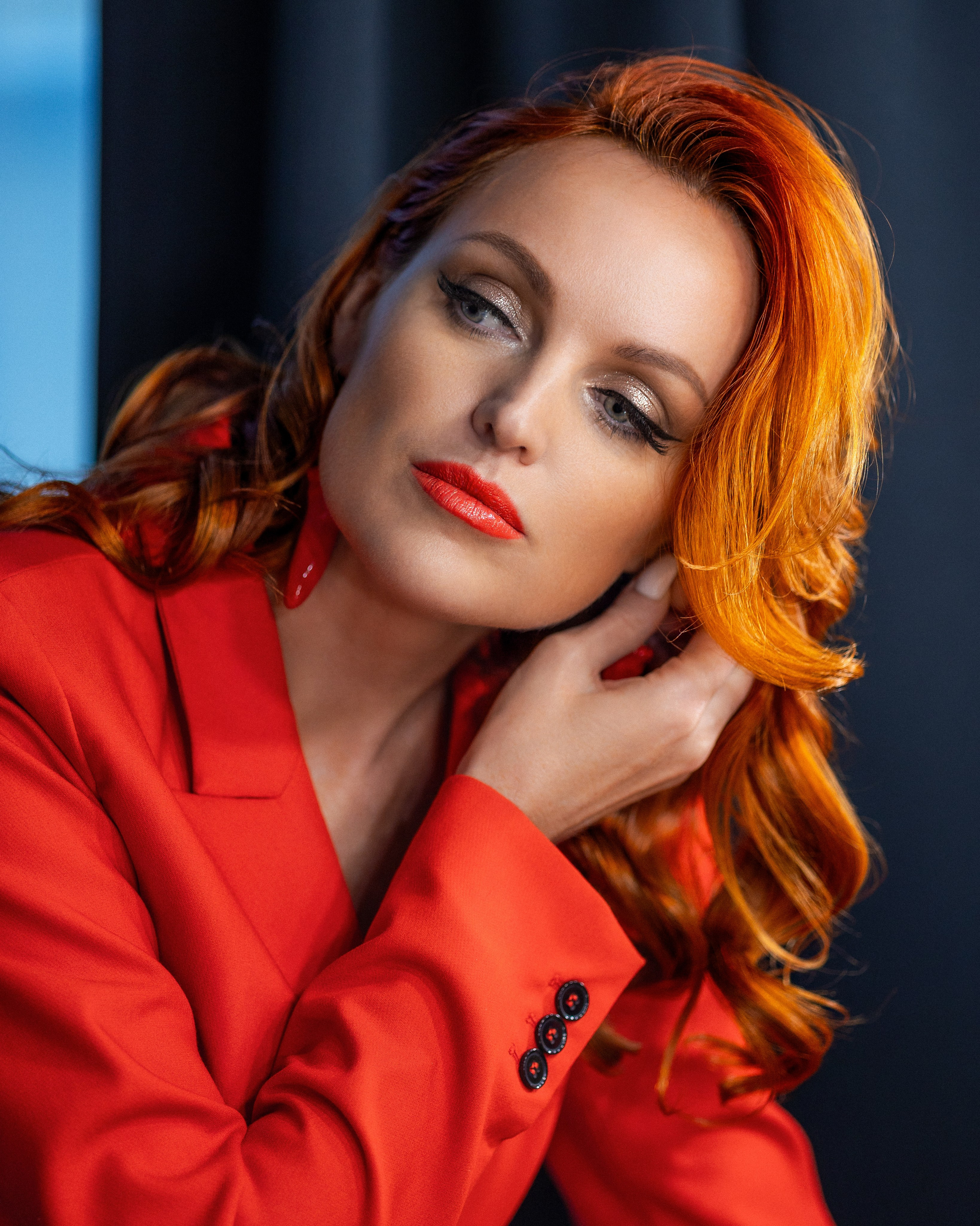 Макияж и прическа в Москве