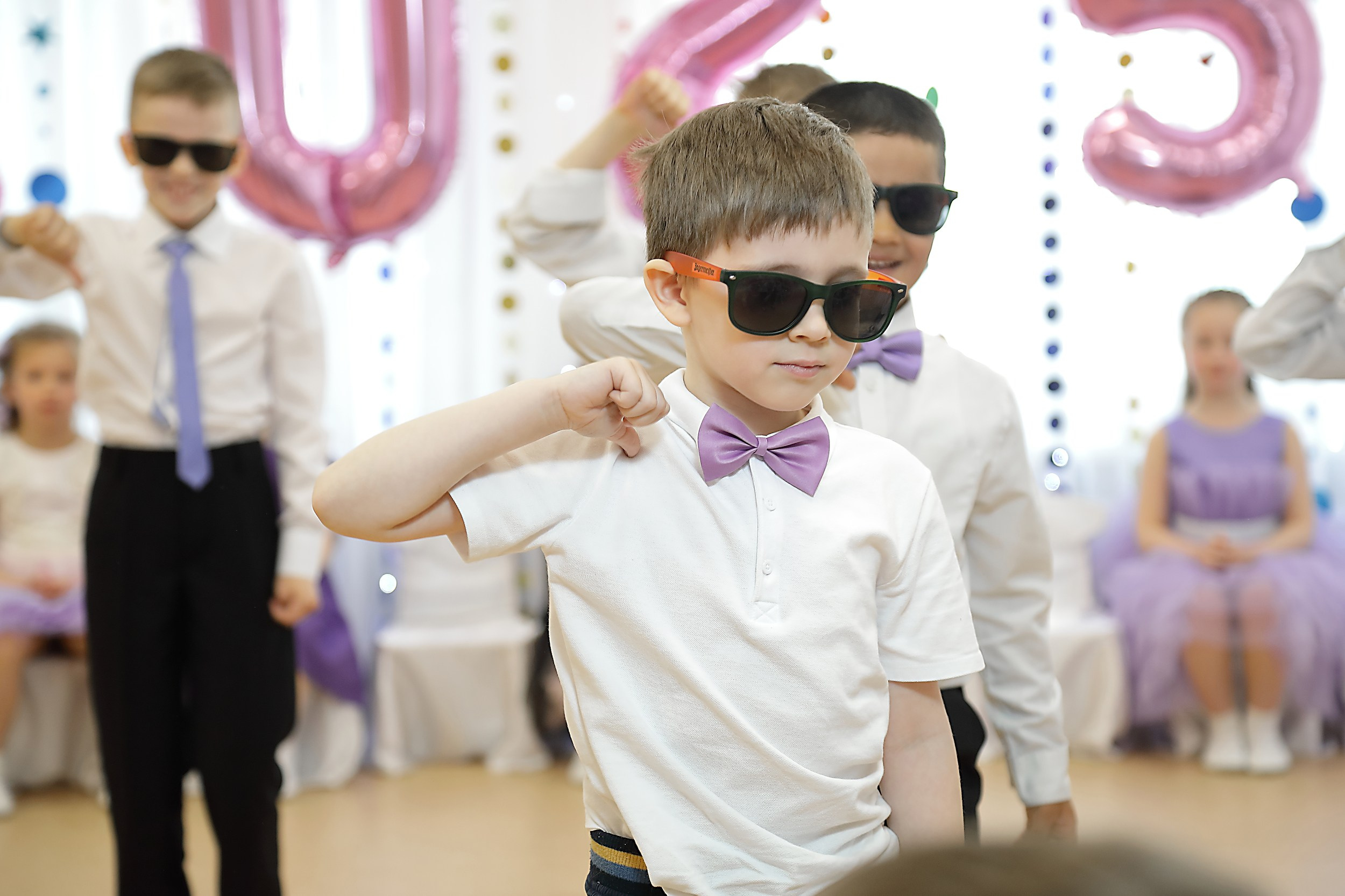 Фотосессия выпускного в детском саду. Свадебный и семейный фотограф и видеограф в Екатеринбурге Полянские Тимур и Анастасия