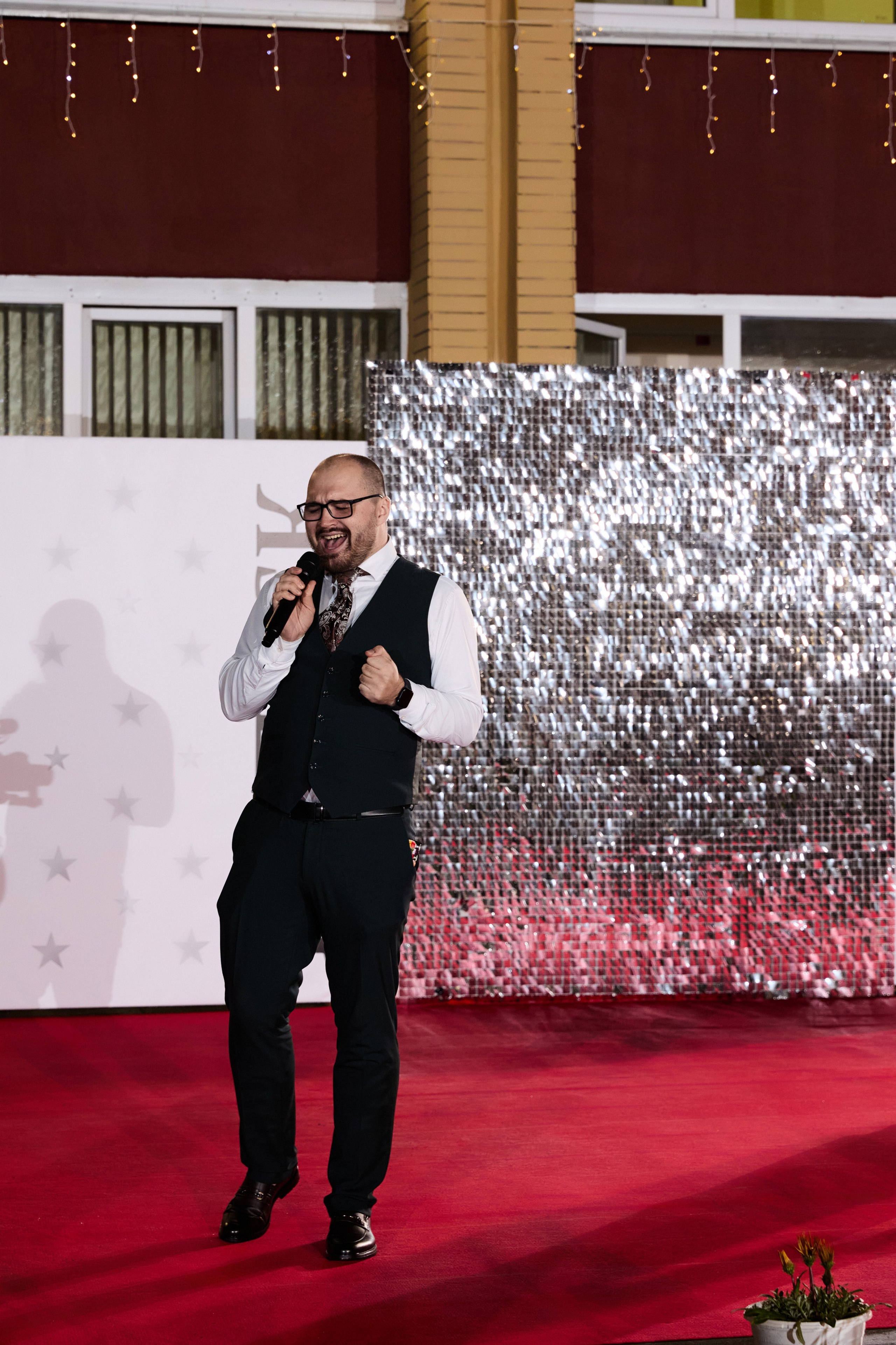 Выпускной 11 класс. Свадебная, репортажная фотосъемка и видеосъемка в Минске. Илья и Юлия Ширмановы. Фотограф | Видеограф | Минск