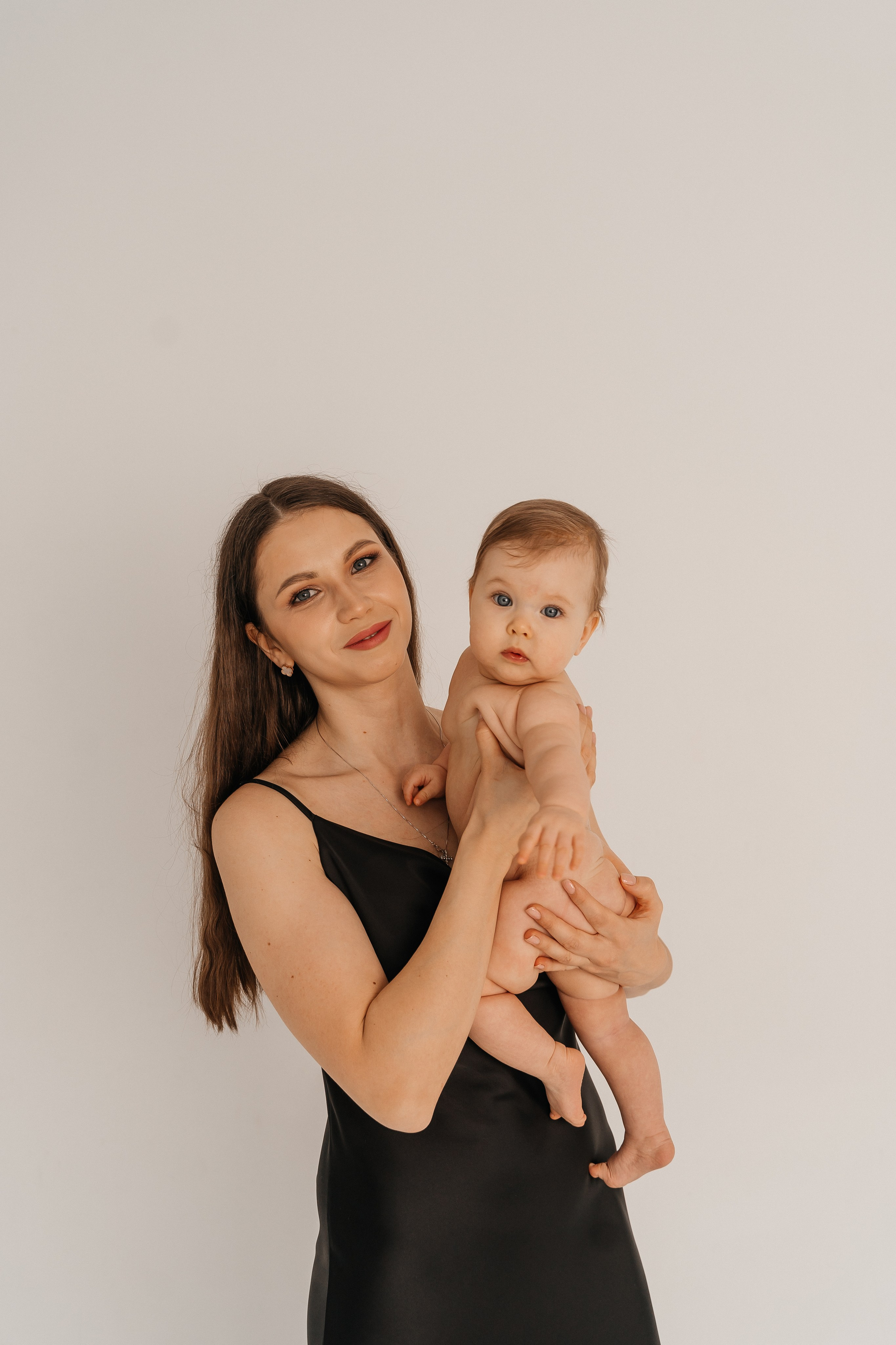 Сережа, Юля, Василиса и Дарина. Волик Мария