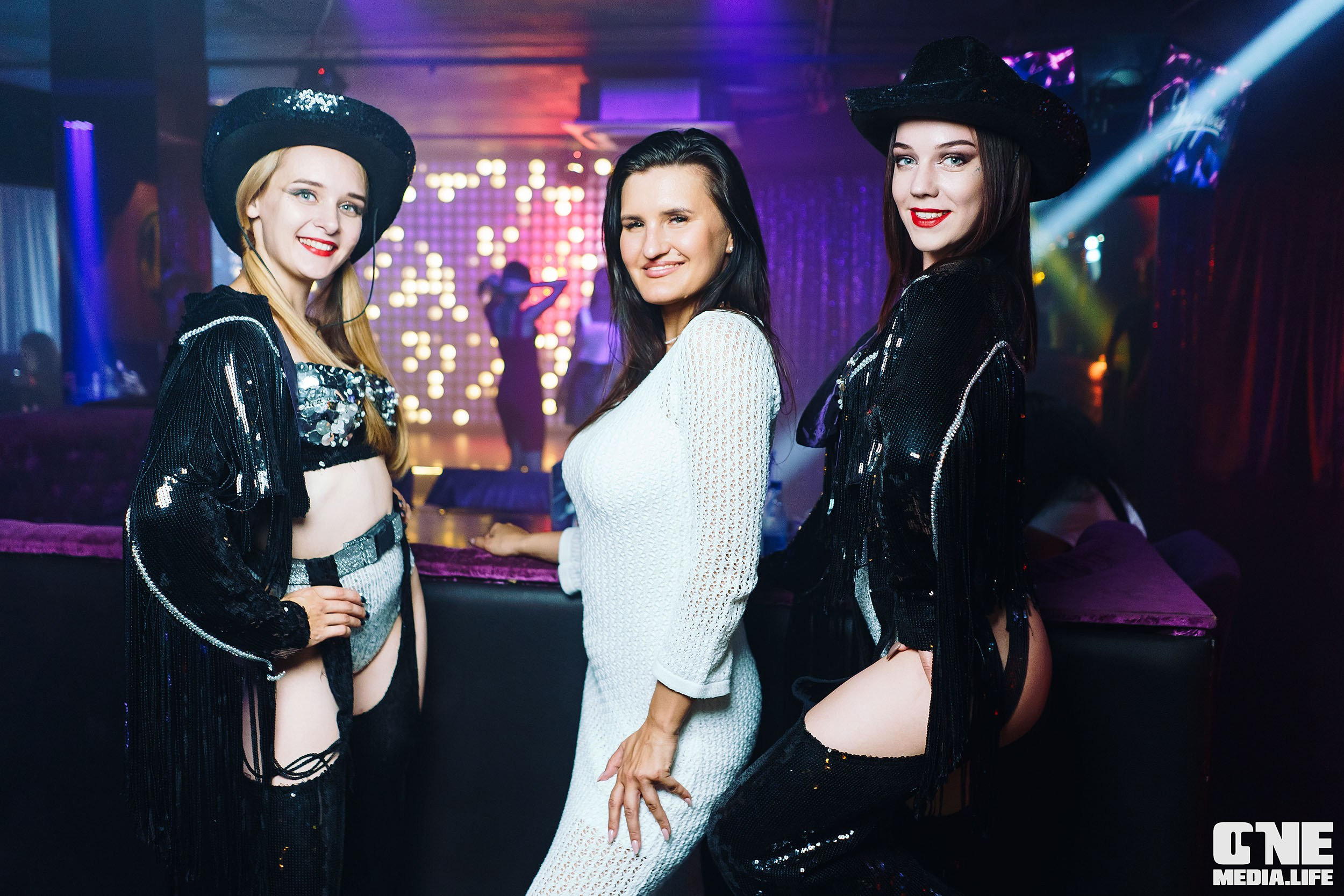 Фоторепортаж из караоке-клуба Эйфория. One Media Life: фоторепортажи, фотоотчеты с мероприятий и заведений