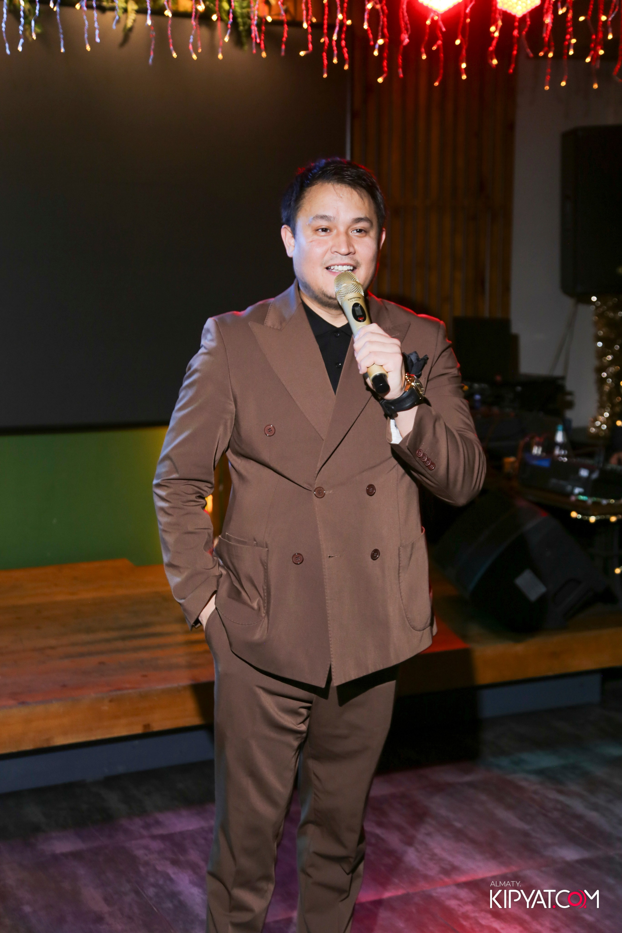 LIFE GRILL CAFE. КИПЯТКОМ АЛМАТЫ! Фотосъемка мероприятий в Алматы