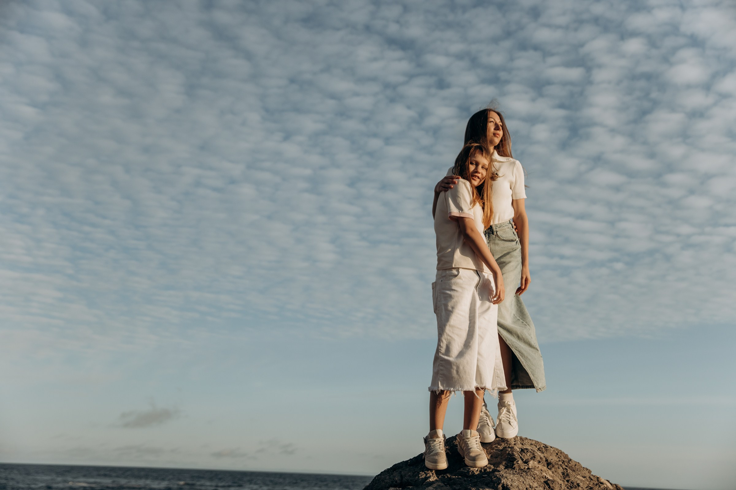 Диана и Полина. Форос. Фотограф в Крыму — Федор зайцев. Свадебная, семейная и портретная съёмка. Фотографии для контента, для бизнеса. Корпоративная съёмка
