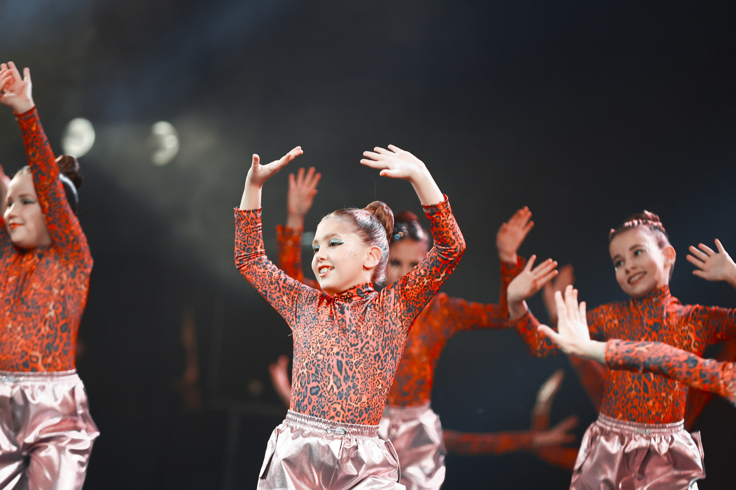 TODES Новогодняя перезагрузка 2024. MIG — студия спортивной фотографии Михаила Голянского