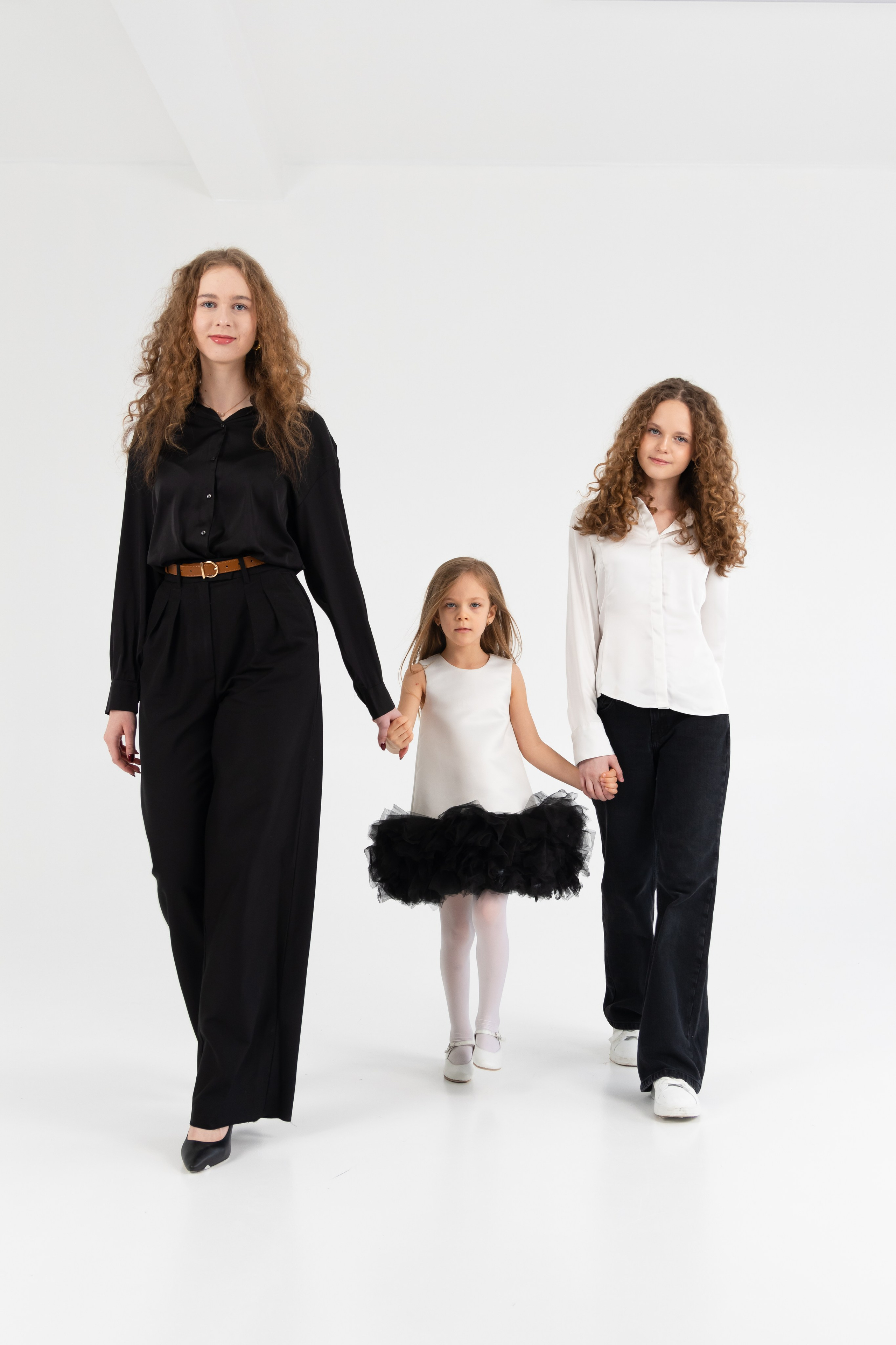 Давыдовых много не бывает! Семейная фотосессия в студии. Фотограф в Екатеринбурге Пойгина Елена