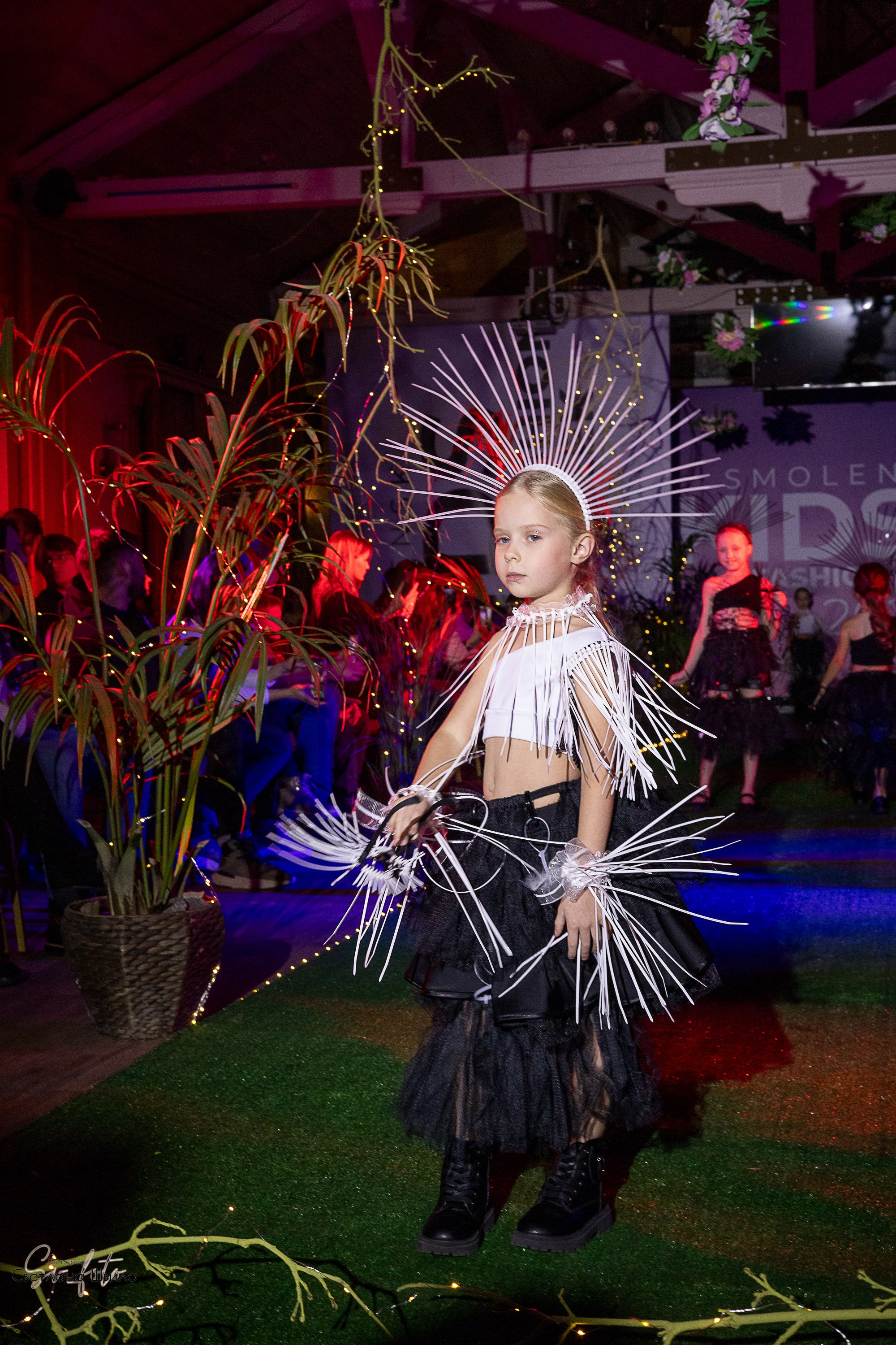 Smolensk Fashion Week_показы_ДЕНЬ 3_ФИНАЛ_Алиса в стране чудес. Главная