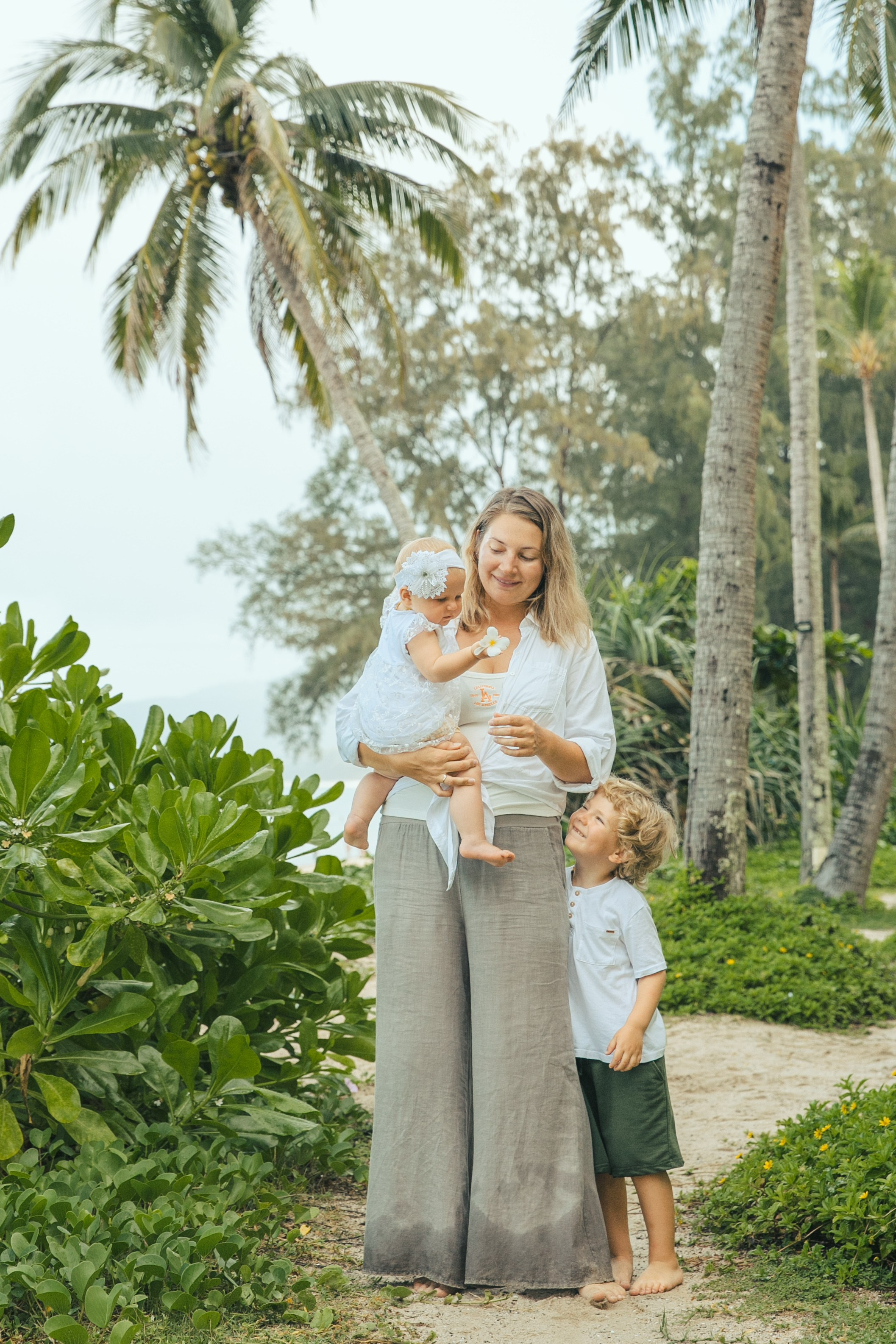 Ульяна с детьми Пхукет. Фотограф и видеограф Анна Домашенко