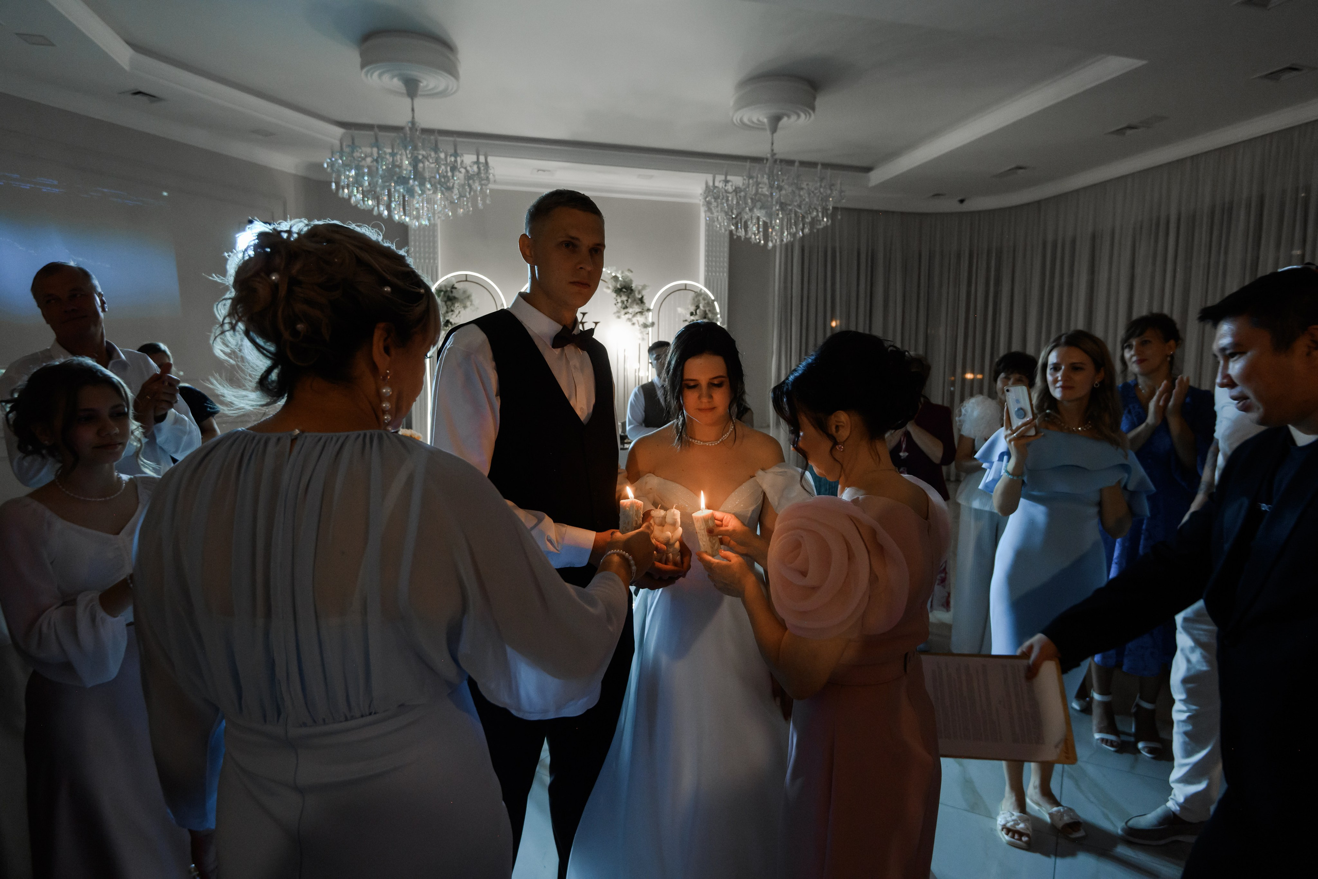 В + В. Свадебный фотограф в г. Астрахань. Так же выезжаю в другие города