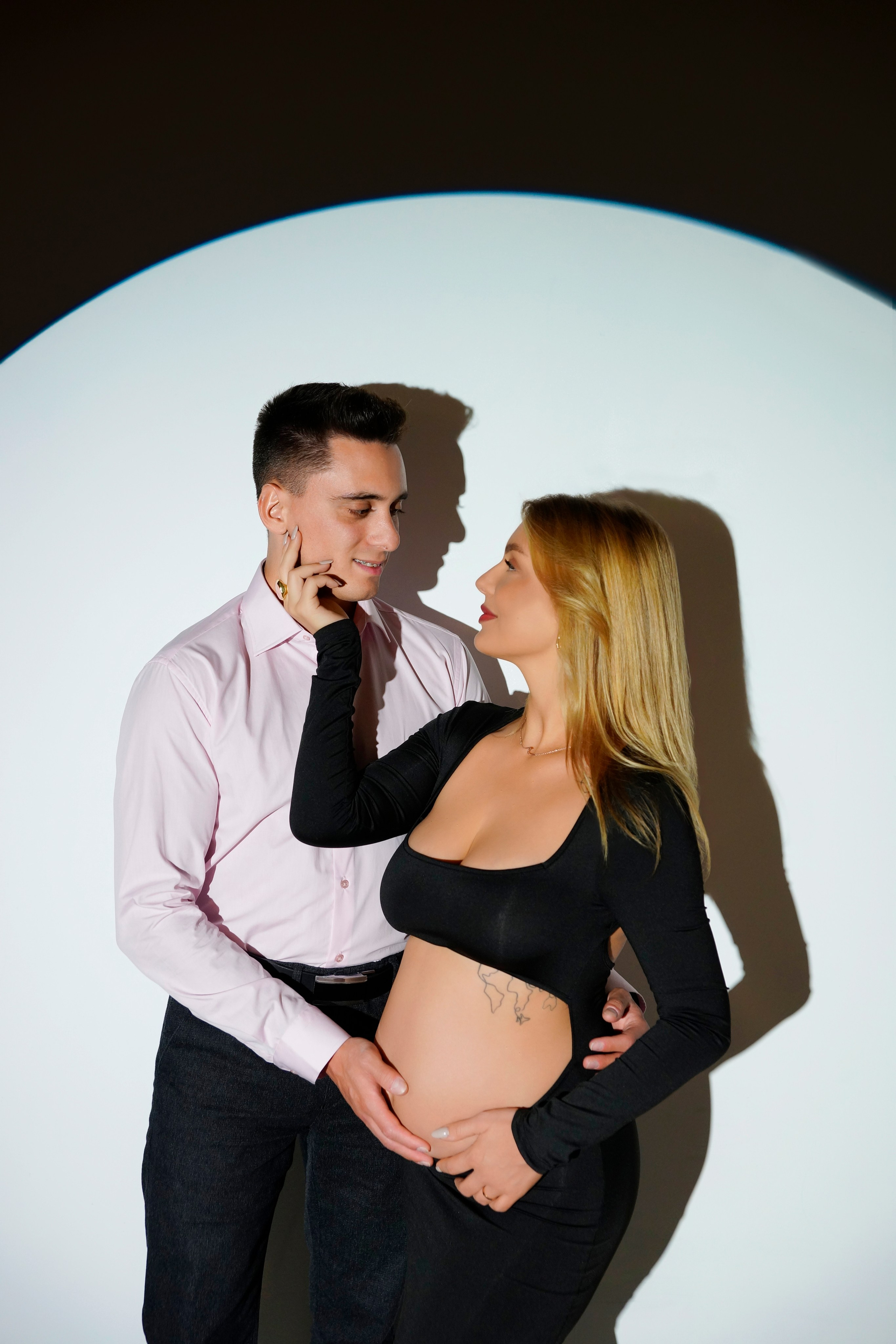 Съёмка беременности в моей фотостудии «НЕБО». Женский фотограф в Химках Алёна Ленёва