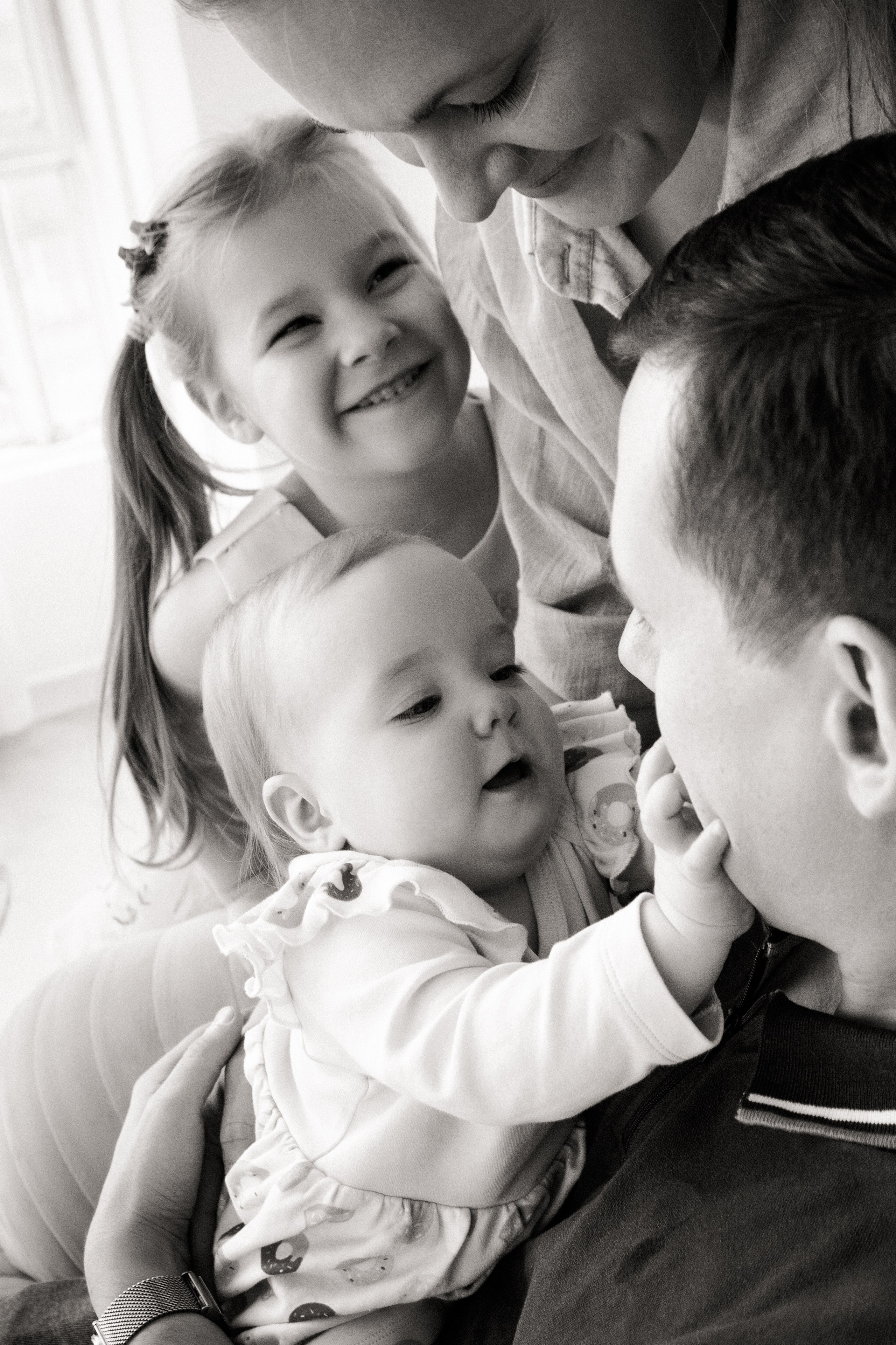 Семейная фотосессия в студии One take studio VANILLA. Свадебный и семейный фотограф в Москве и Подмосковье Лариса Козлова