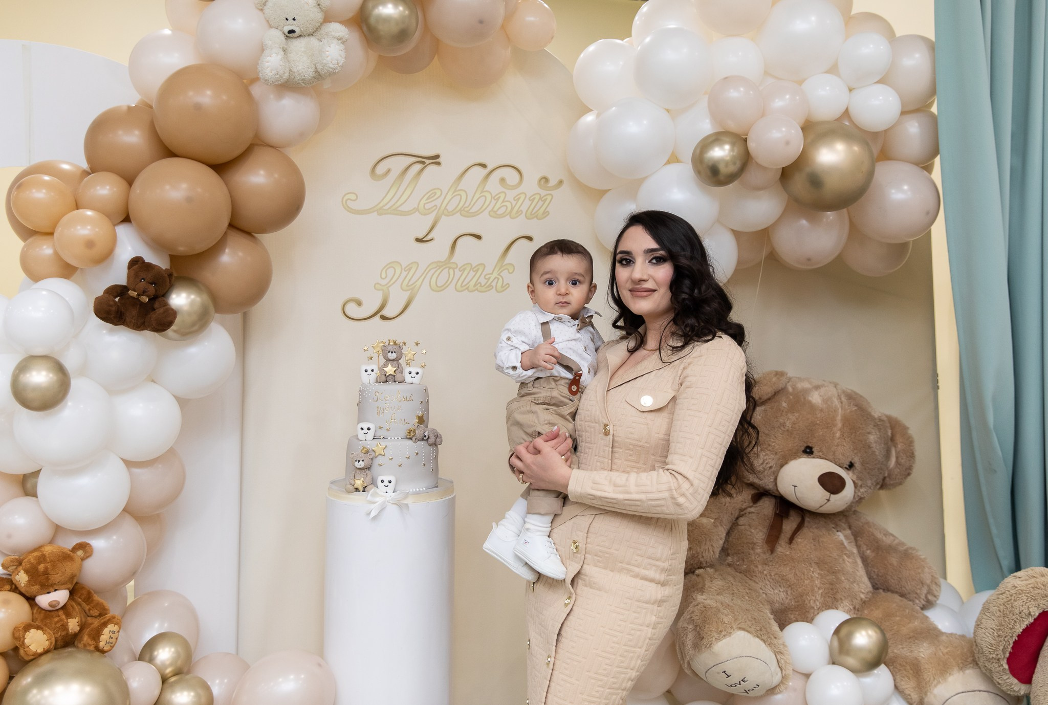 Первый зубик Али. Фотограф Татьяна Генева