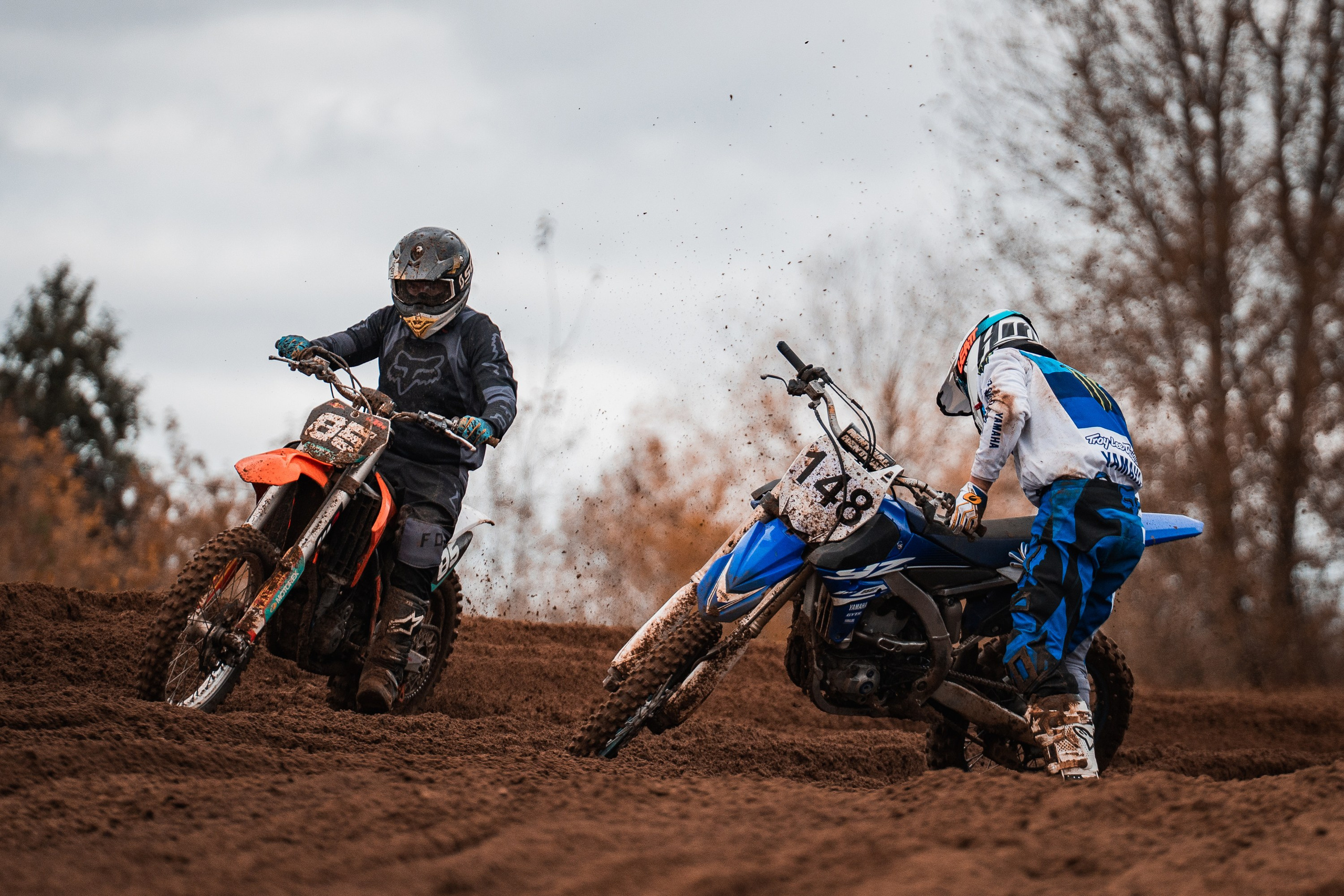 Мотокросс «Золотая осень». Паша Страхов — фотограф