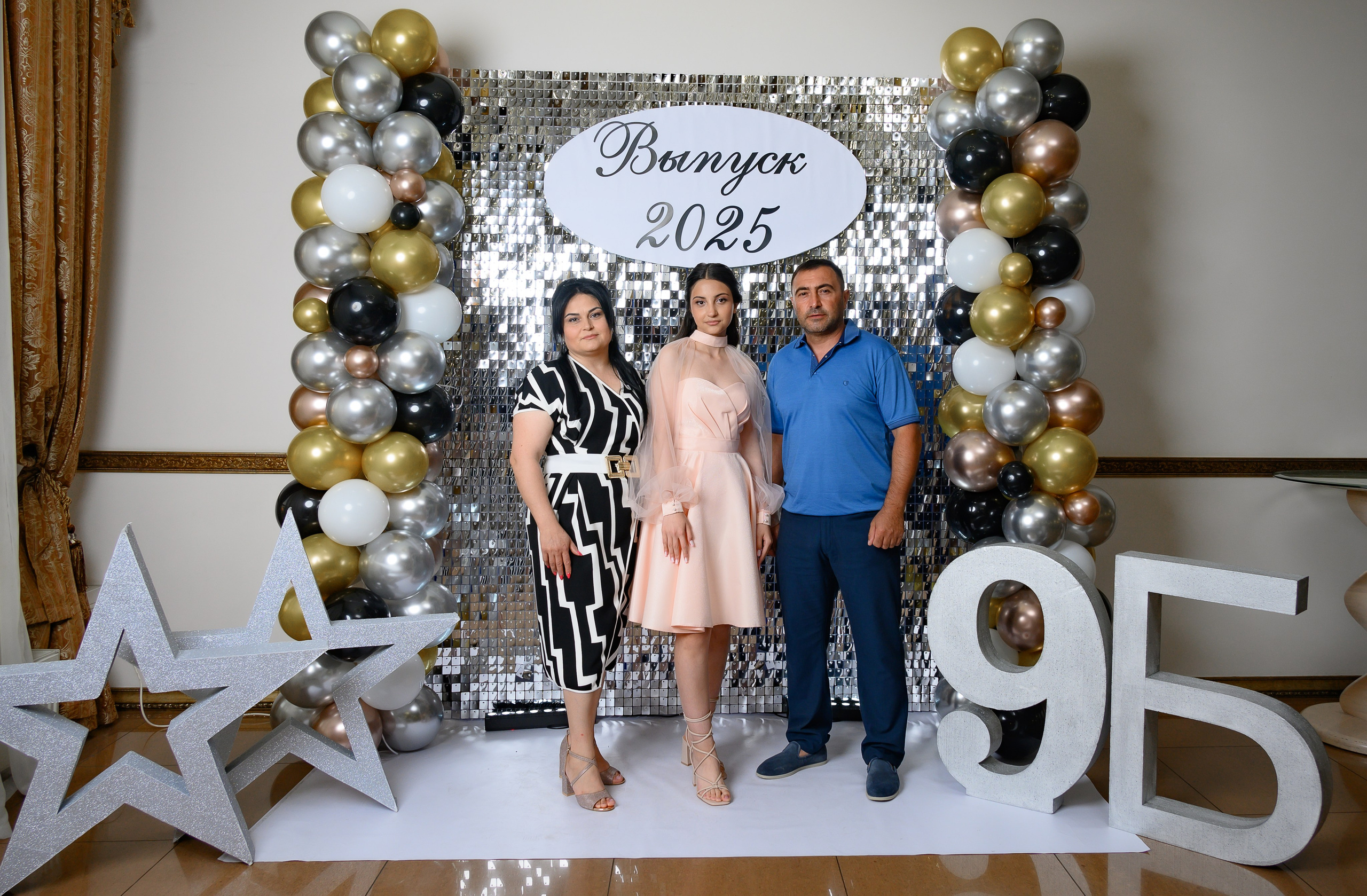 Выпускной 2025 9 кл. Семейный и детский фотограф в Новороссийске Лебедева Елена