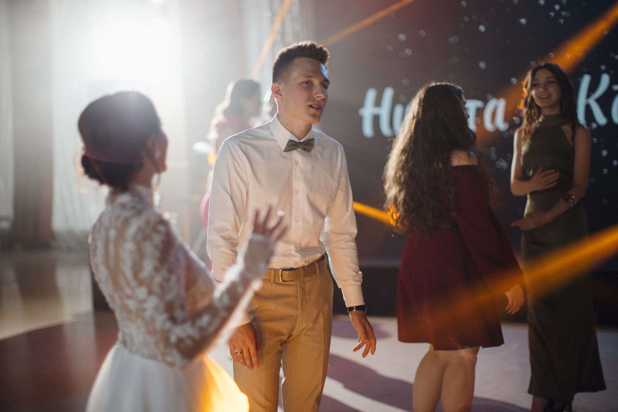 Банкет (Ксения & Никита). Свадебные фотографы в г. Сургут Маркова Наталья и Замахина Елена