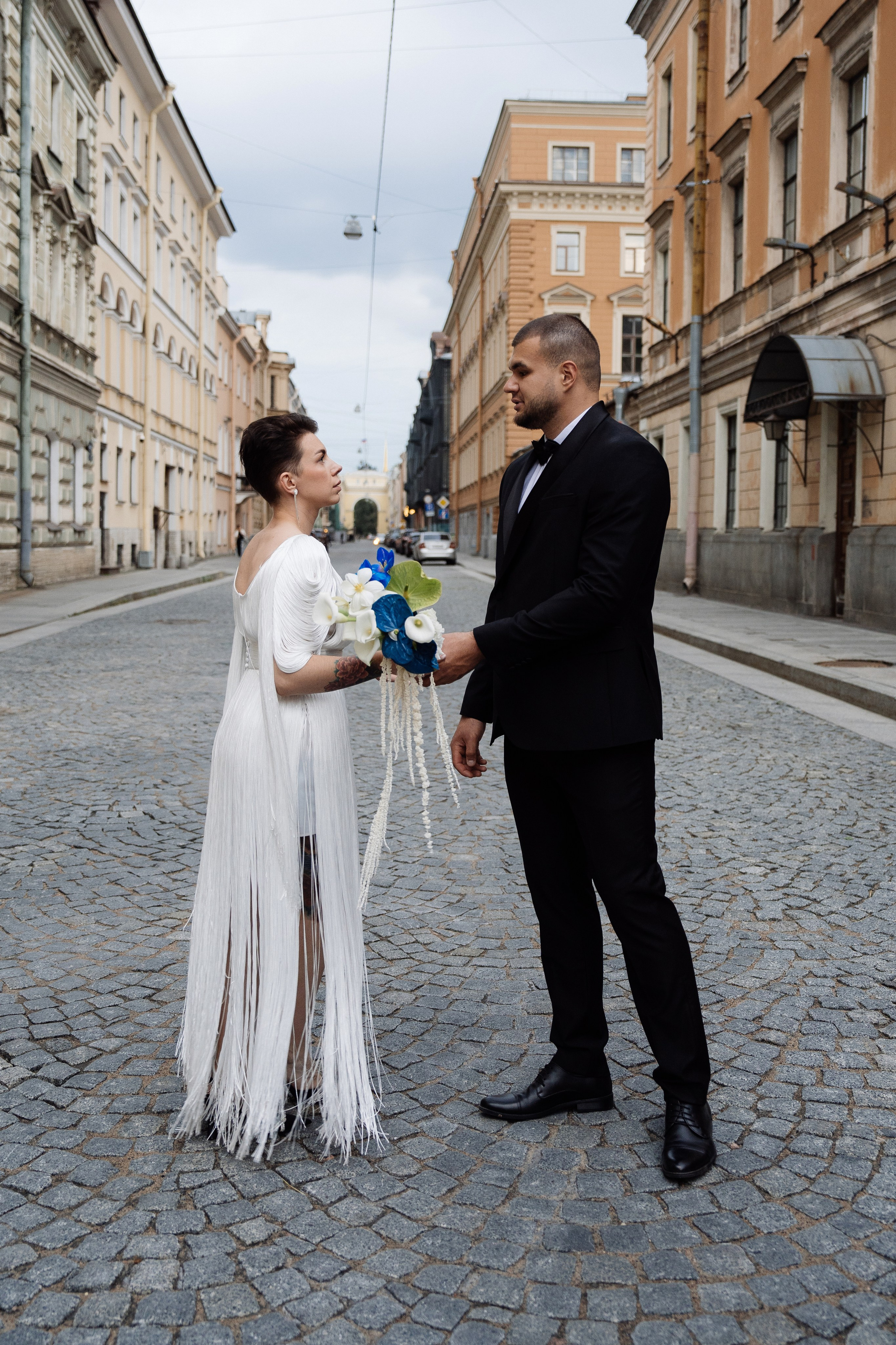 Свадьба в сошиал клабе. Свадебный фотограф организатор в Санкт-Петербурге Ассоль Опарина