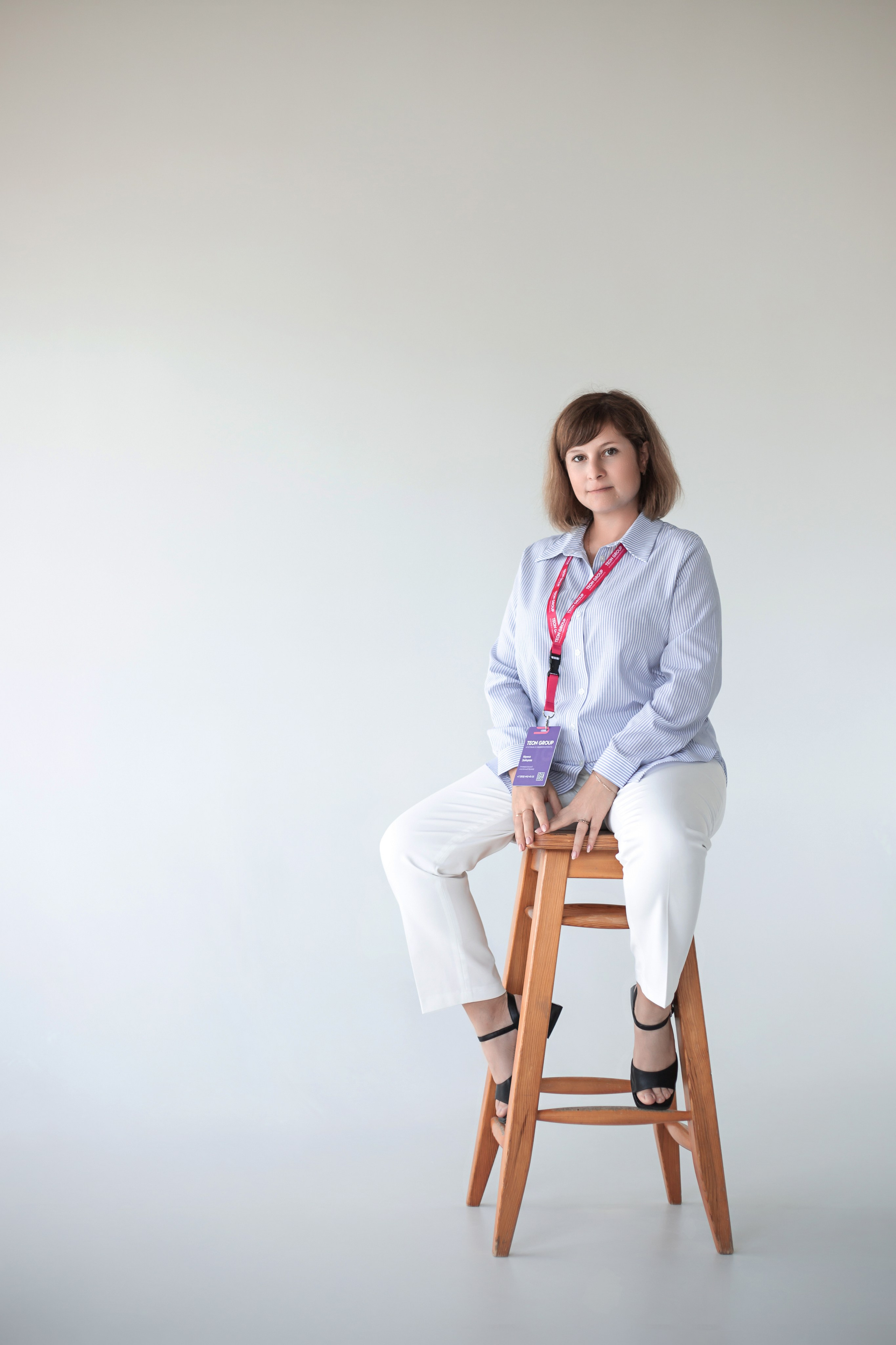 TEON Group_бизнес-портрет сотрудников. Фотограф Воронеж, Новая Усмань Мария Бублик