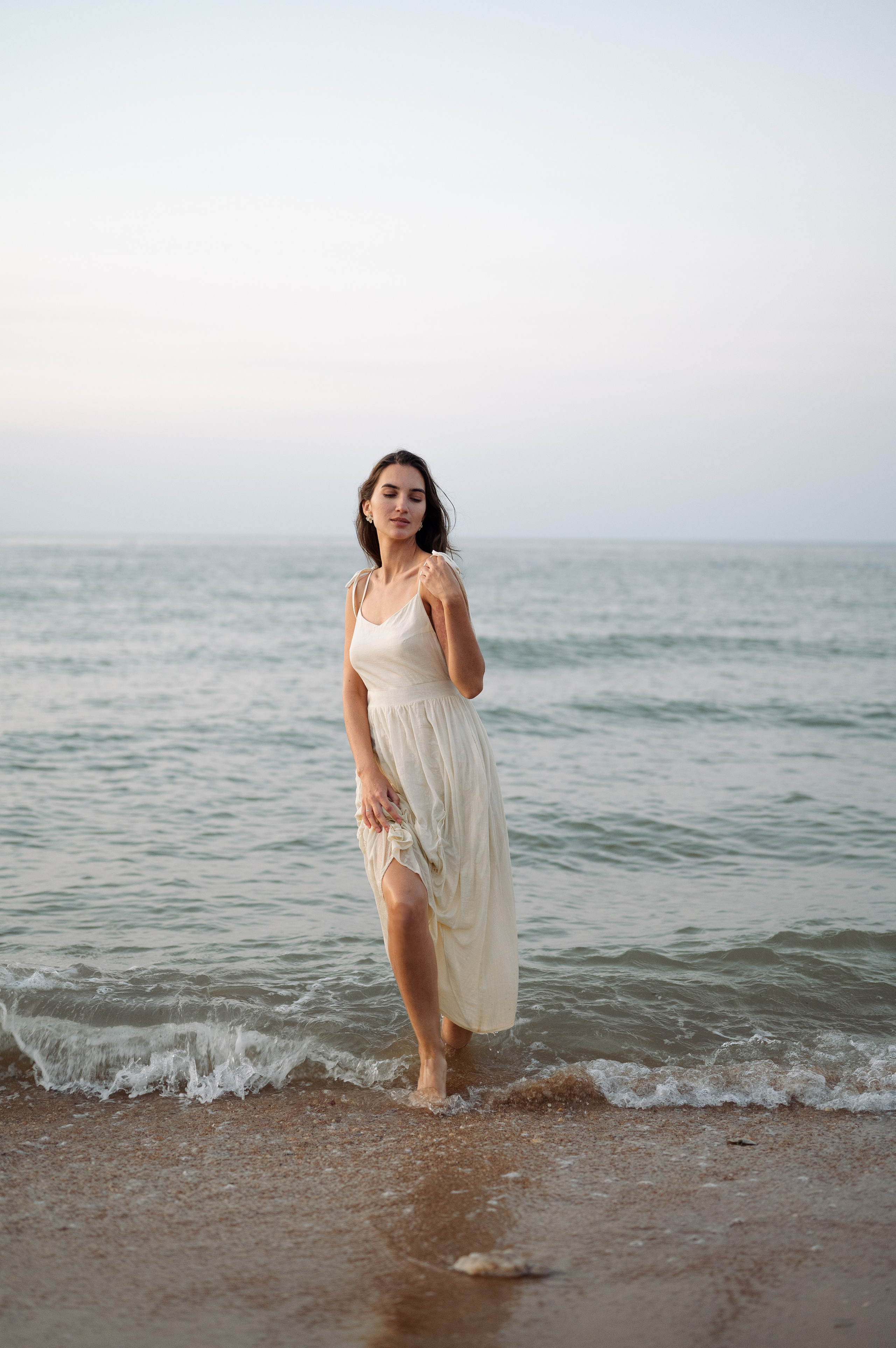 Предсвадебная съёмка на море🌊. Свадебный и семейный фотограф в Краснодаре Алина Мельник