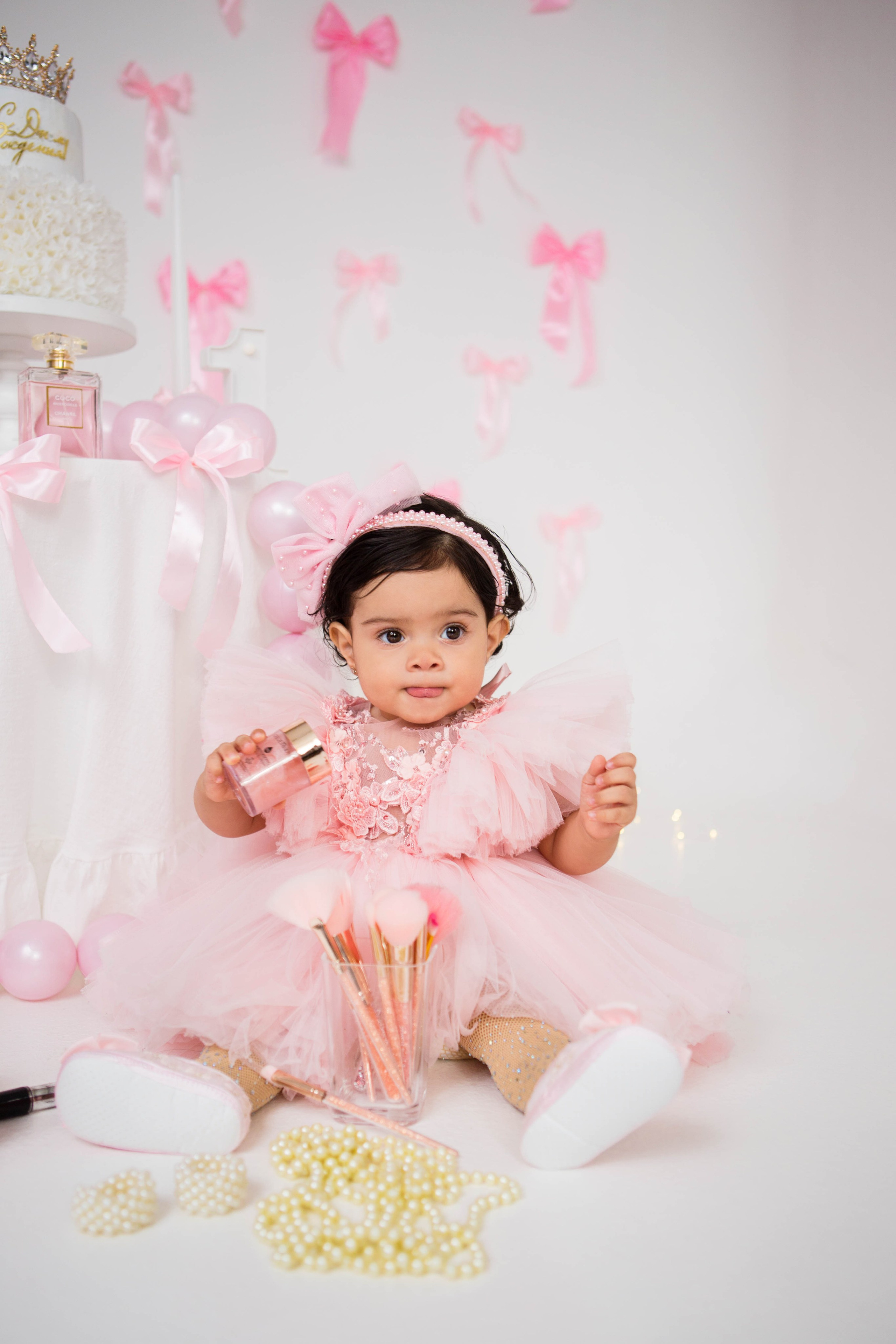 Аделия, 1 год. Фотостудия «Антураж». Свадебный семейный и детский фотограф в Краснодаре Карина Федоровская
