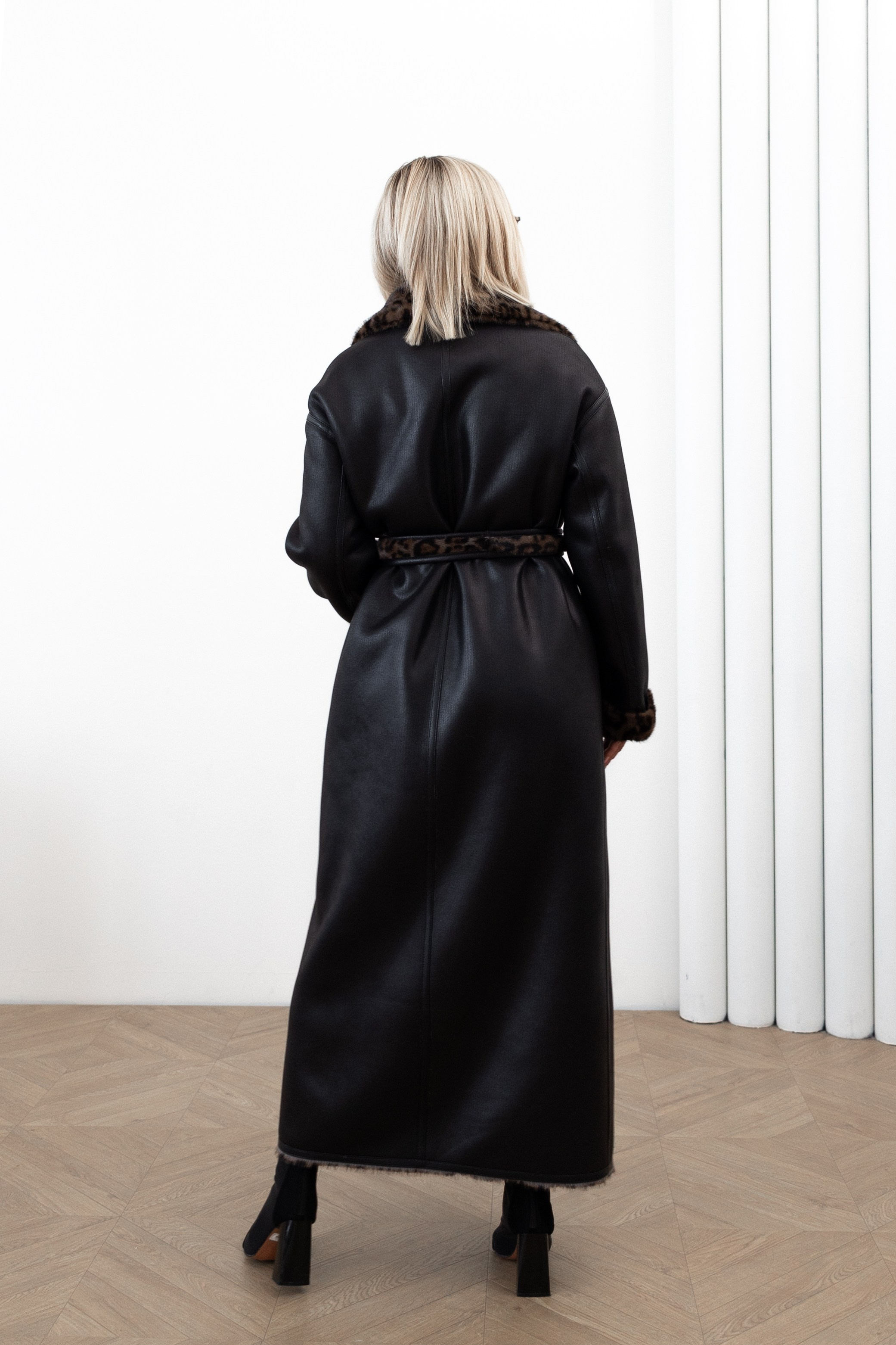 MY BEVERLY COAT — каталог. Фотограф для брендов в Санкт-Петербурге — Анита Вернер
