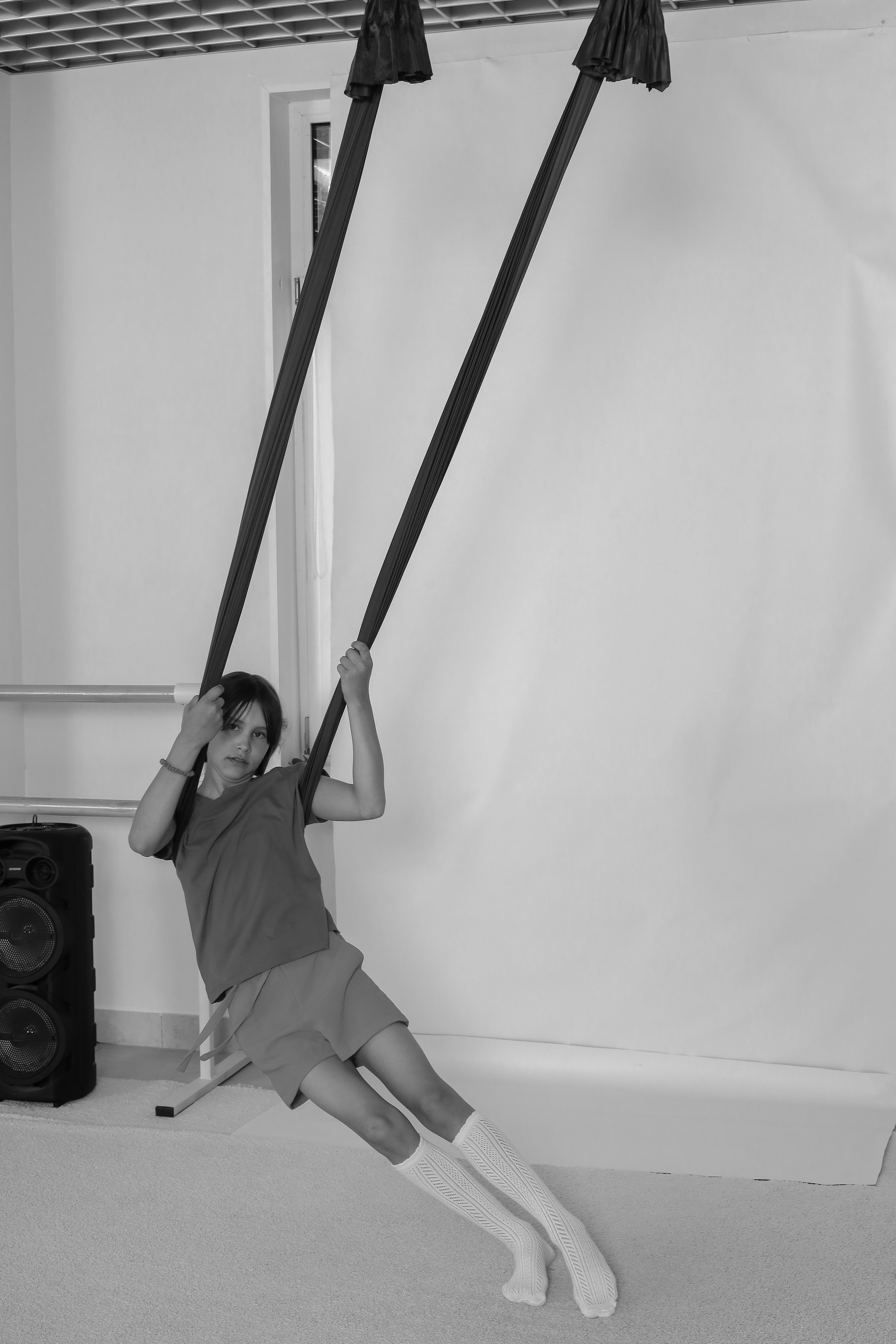 Детская аэройога. Фотограф Надршина Лилия