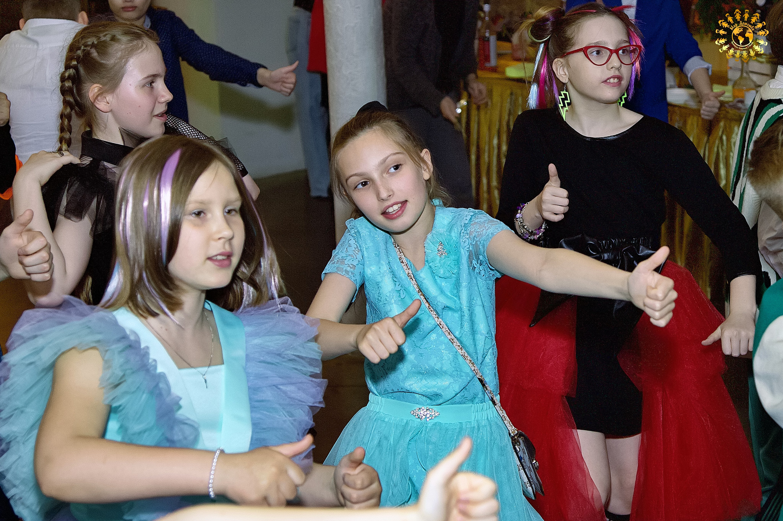 Выпускной 2023 (Школа 109, 4-й класс). Репортажная съемка в Москве и области. Анималистика