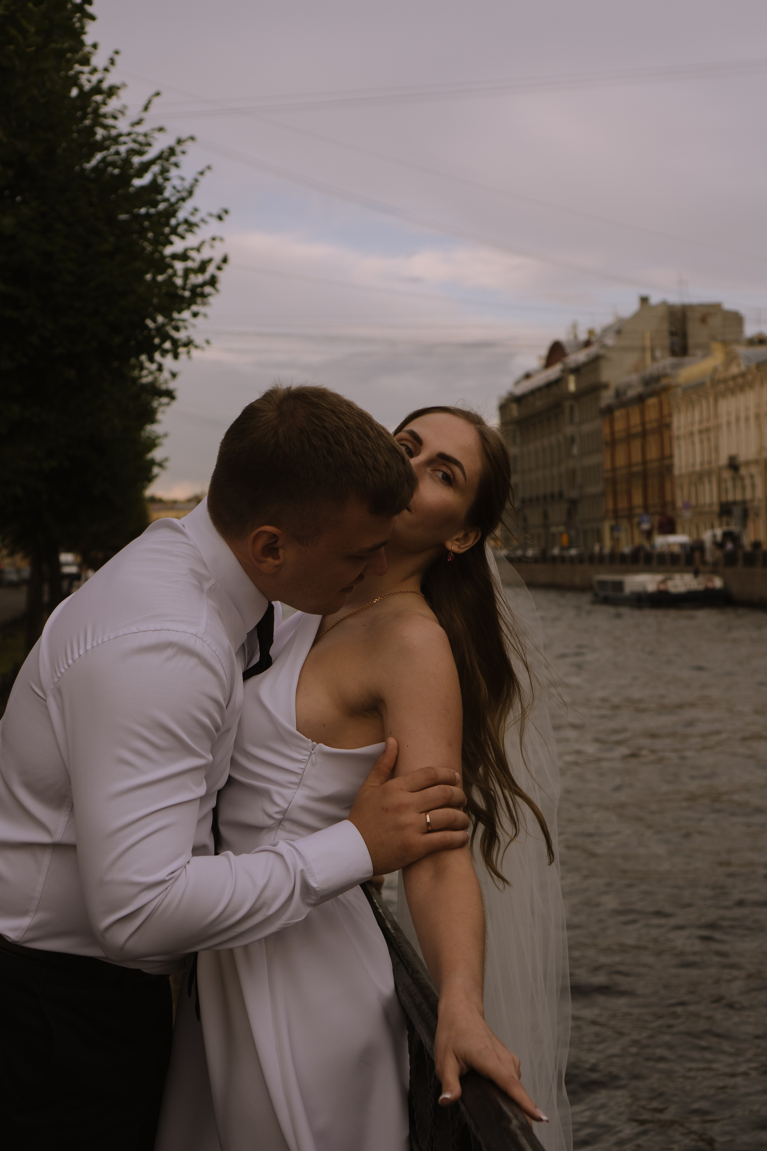 СВАДЕБНАЯ СЬЕМКА С ИСАКИЕВСКИМ СОБОРОМ, АСТОРИЯ И ЗАКОНОДАТЕЛЬНОЕ СОБРАНИЕ. Профессиональный фотограф, Санкт-Петербург — Виктория Богомолова