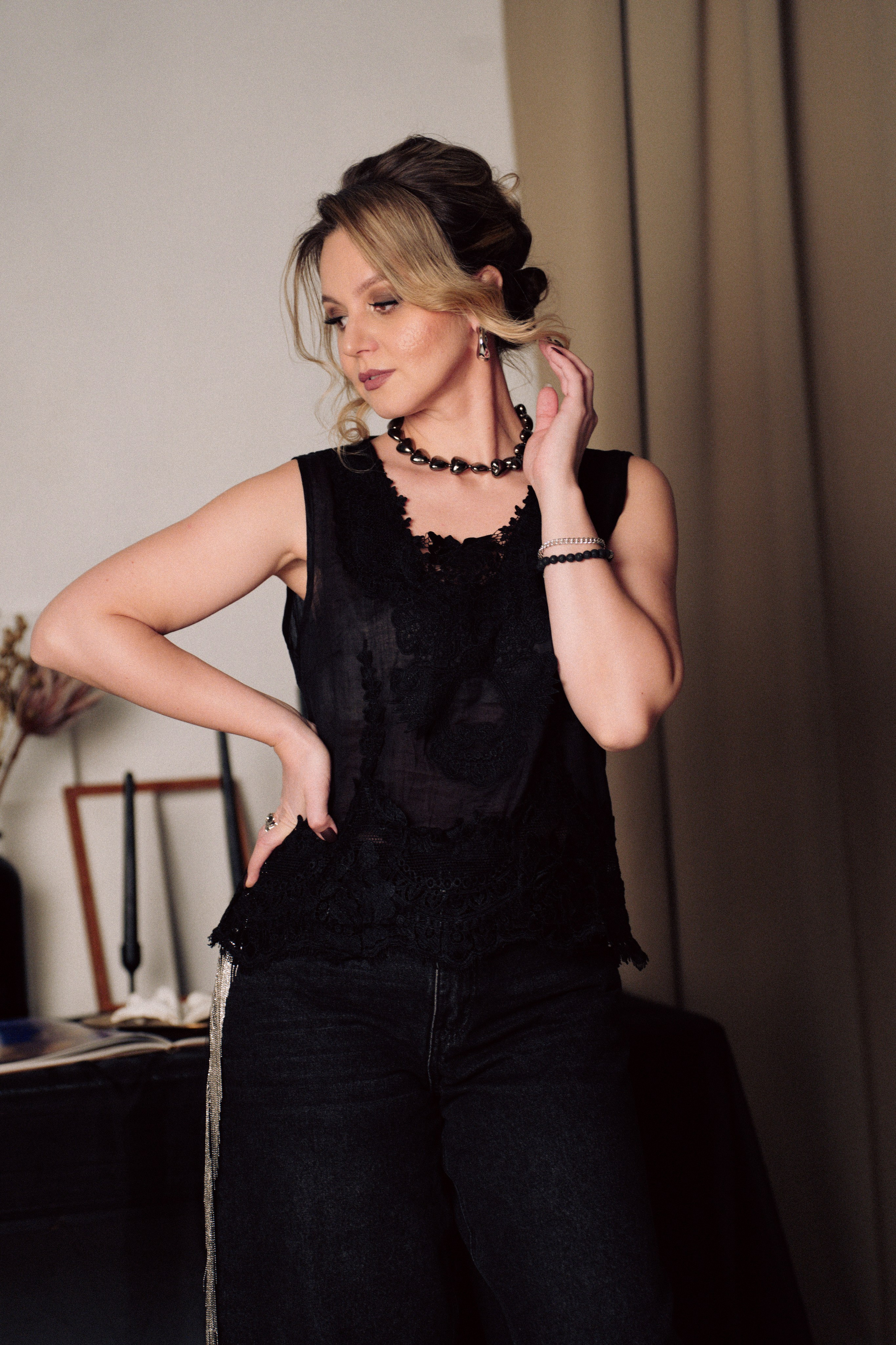 НОВОГОДНЯЯ ФОТОСЕСИИЯ В СТУДИИ ДЛЯ ДЕВУШКИ И ПРОГУЛКА ПО ЧЕРНЫШЕВСКОЙ. Профессиональный фотограф, Санкт-Петербург — Виктория Богомолова