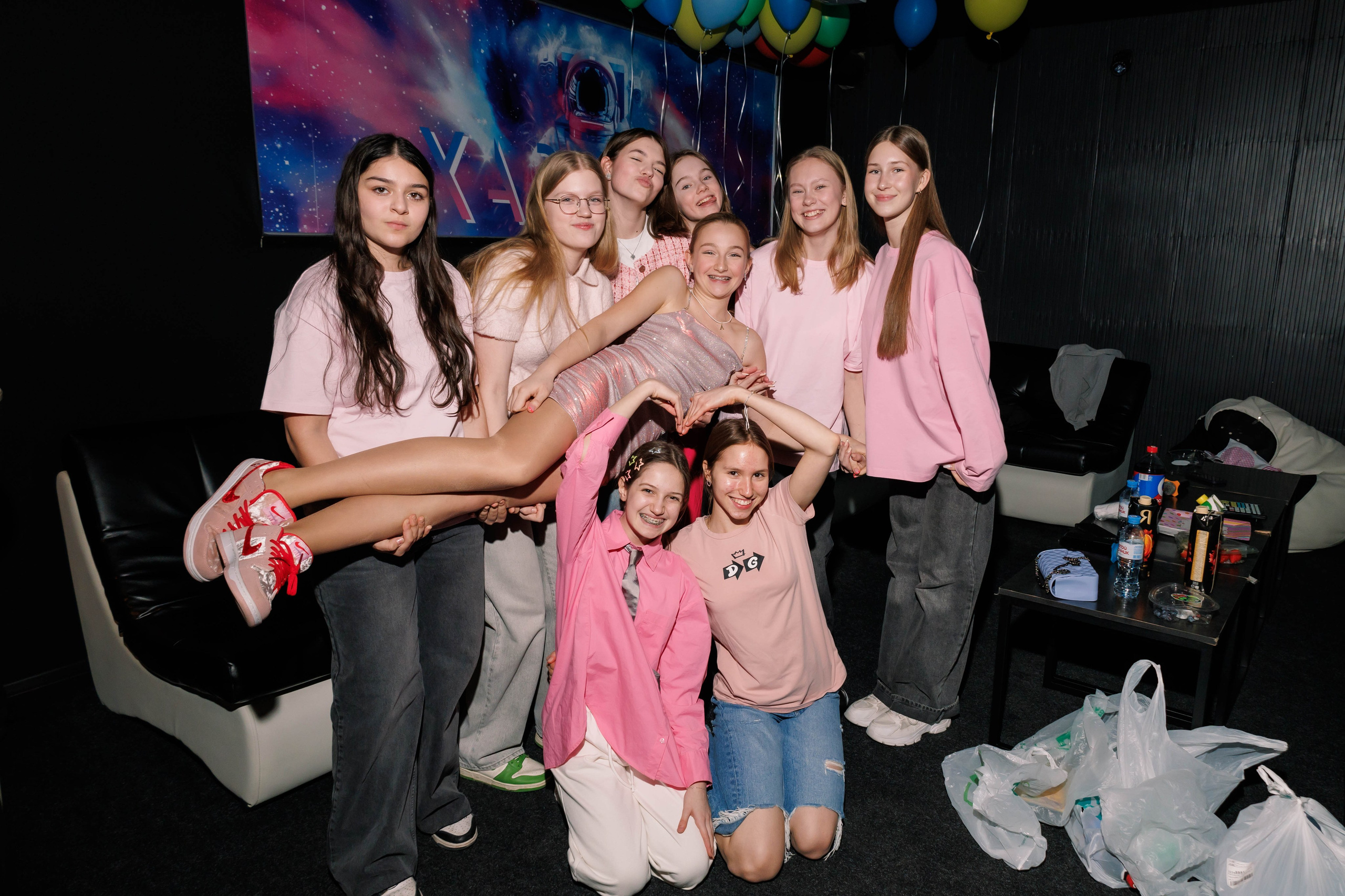 День Рождения в караоке. Фотограф в Москве Дмитрий Емельянов