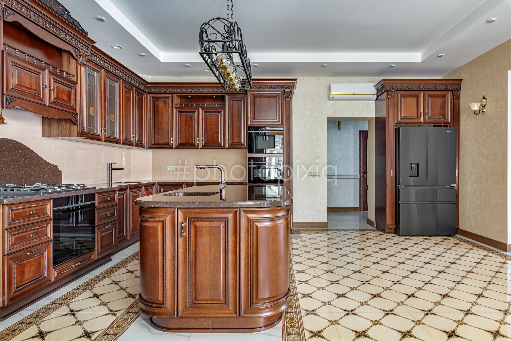 Фотосъёмка кухни для компании PRO-MOBILI. Интерьерная съёмка и виртуальные туры — Интерьерный фотограф Кузнецов Сергей (photopixiq)