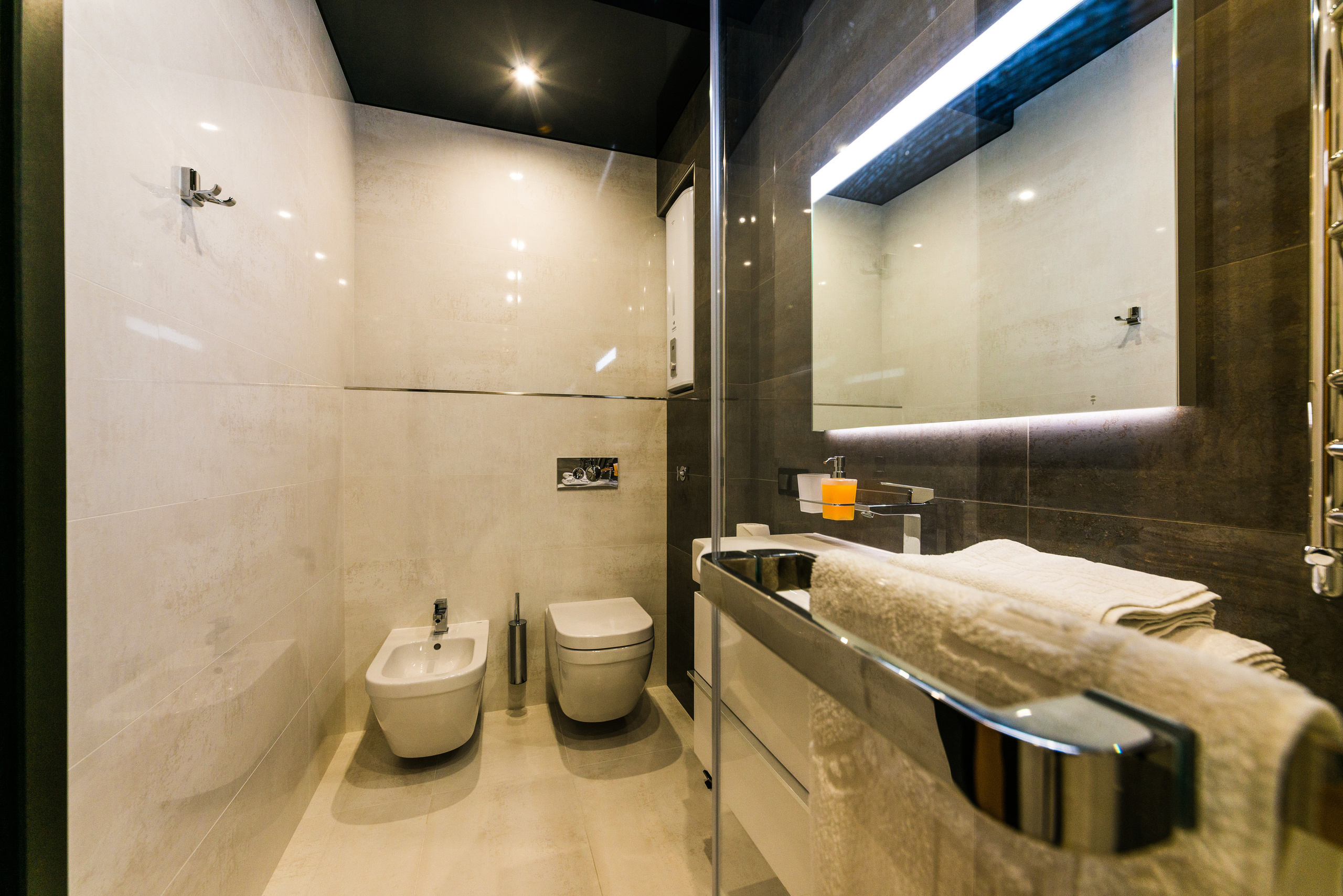 Апартаменты на ул. Ленина. Фотограф Платон Македонский