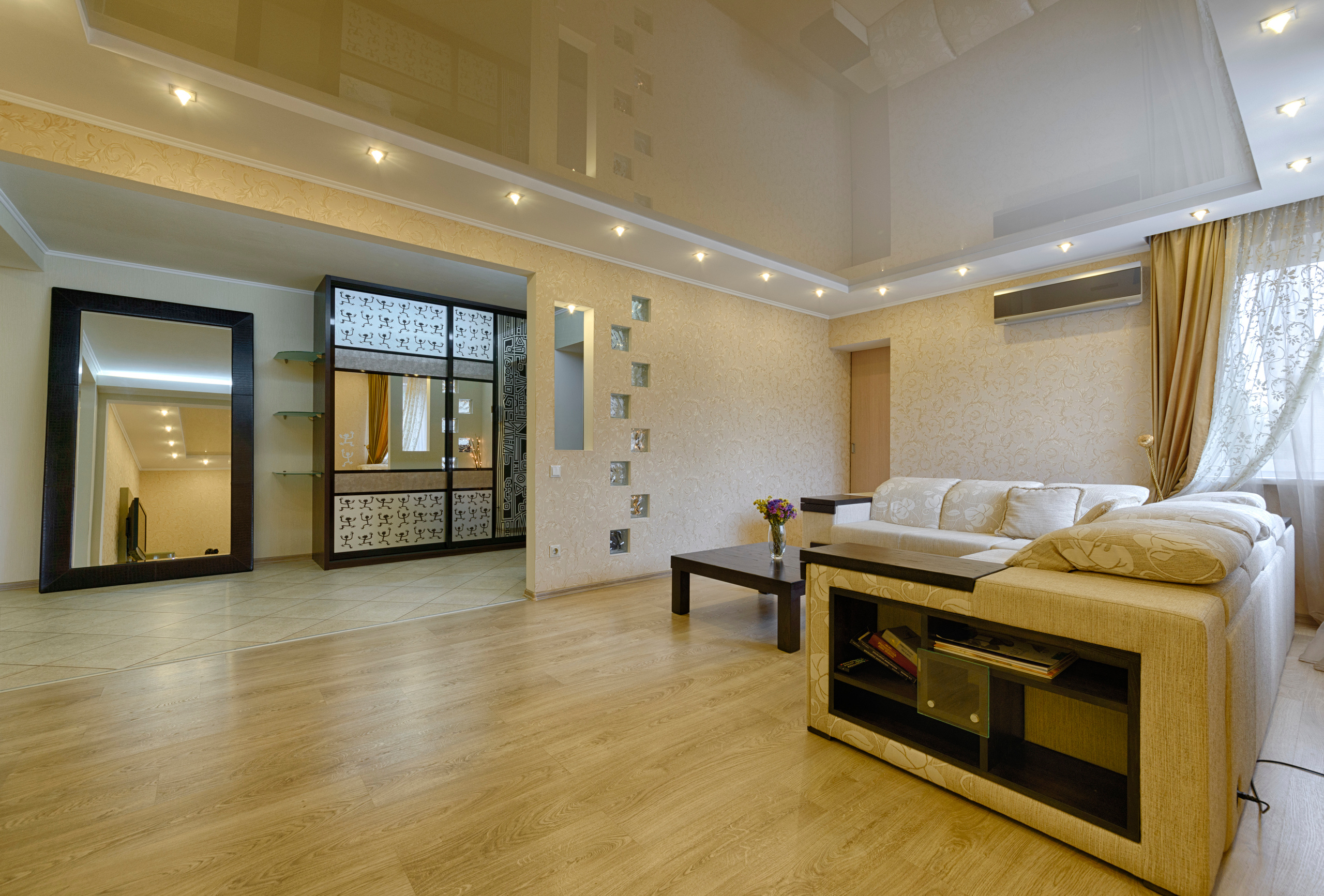 Апартаменты. Фотограф Платон Македонский