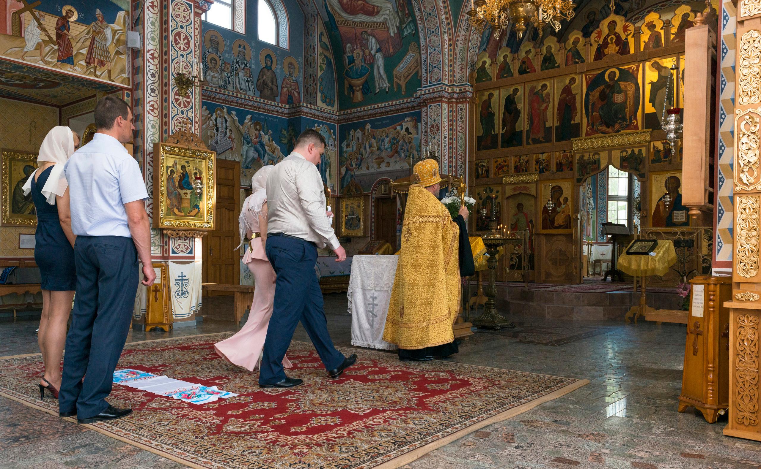 Венчание в Храме Рождества Пресвятой Богородицы. Фотограф Платон Македонский