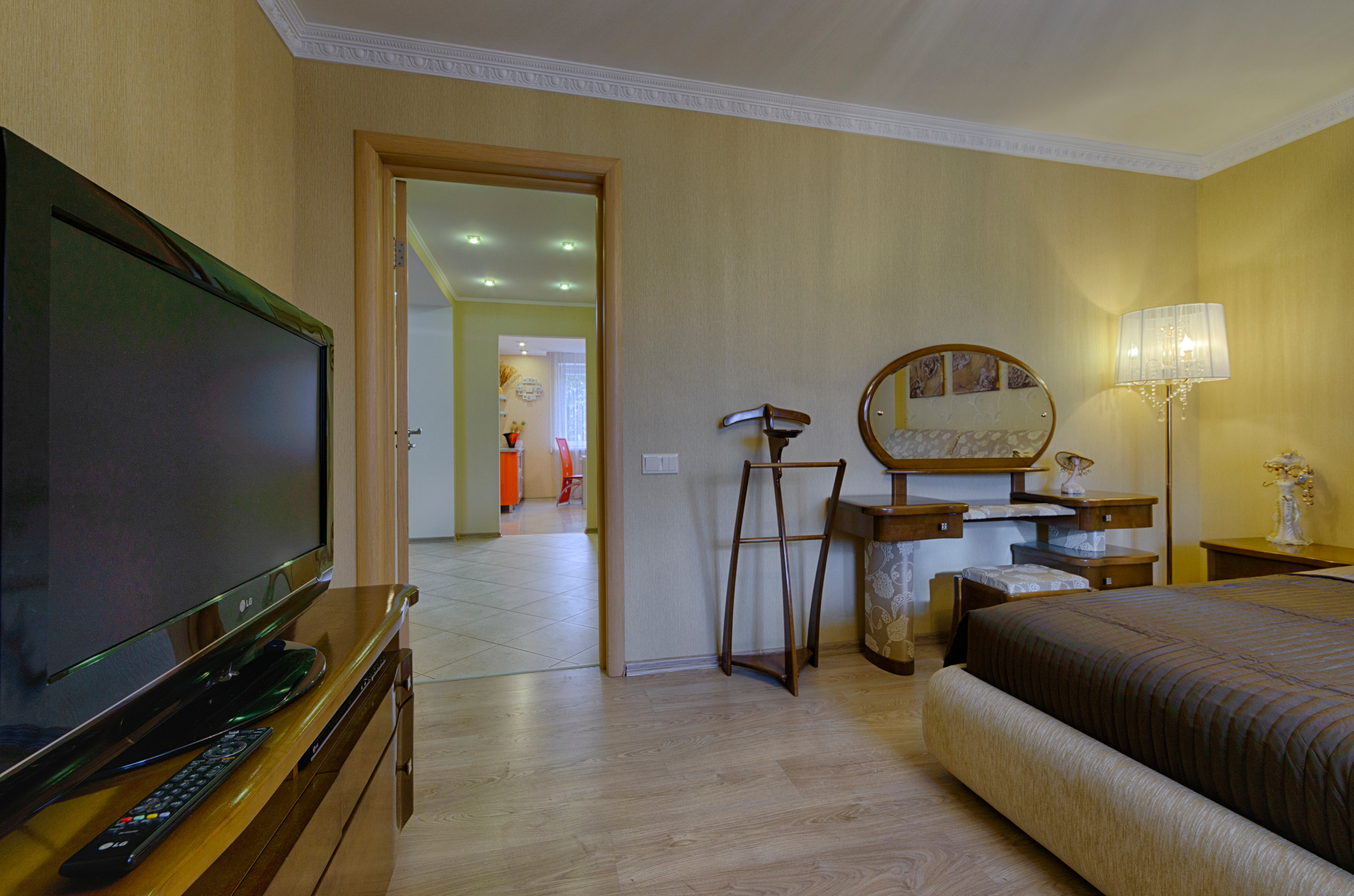 Апартаменты. Фотограф Платон Македонский