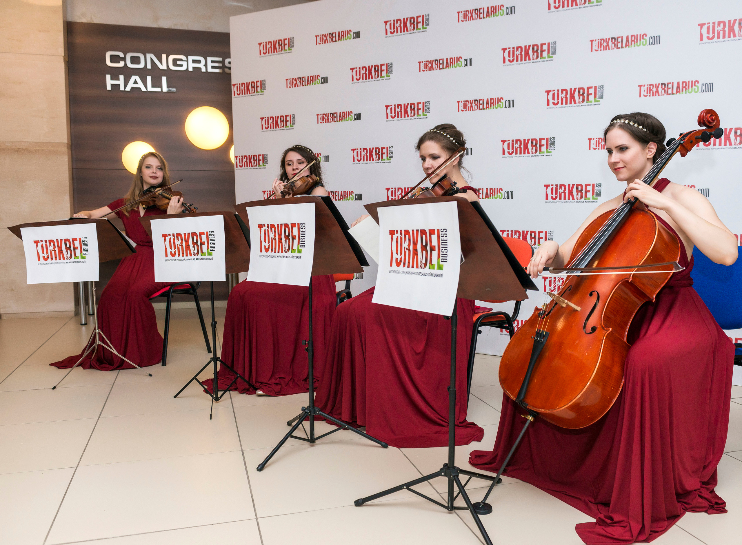 Фото репортаж. Фотограф Платон Македонский