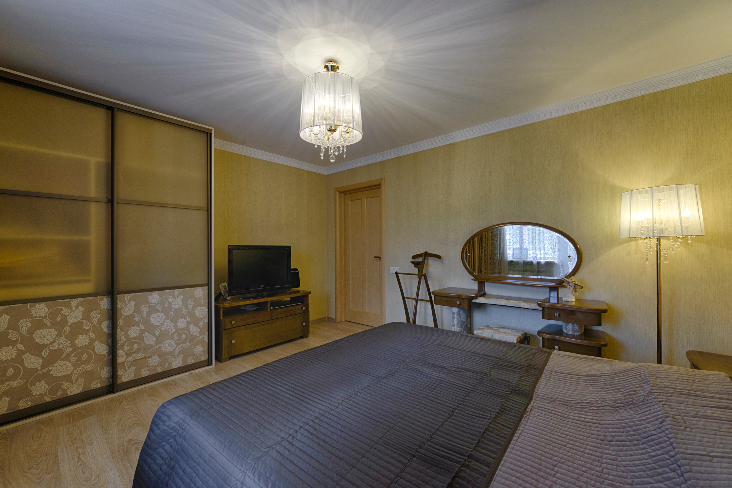 Апартаменты. Фотограф Платон Македонский