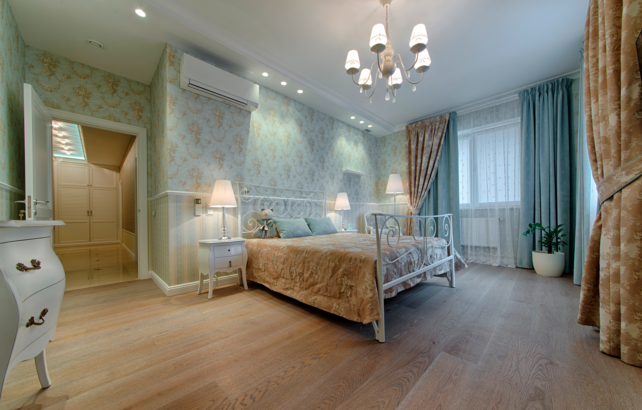 Частные апартаменты. Фотограф Платон Македонский