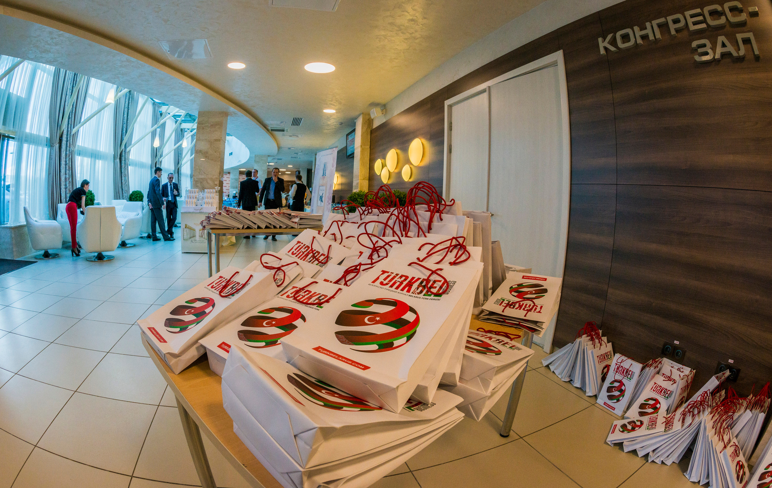 Фото репортаж. Фотограф Платон Македонский