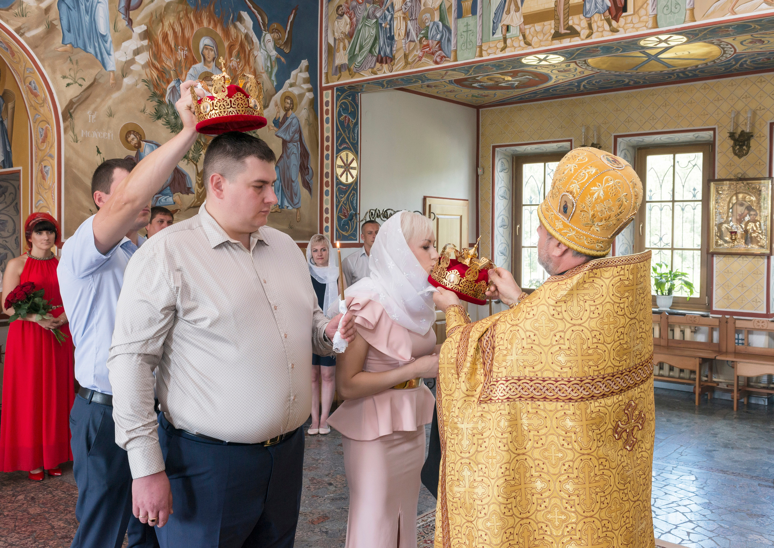 Венчание в Храме Рождества Пресвятой Богородицы. Фотограф Платон Македонский