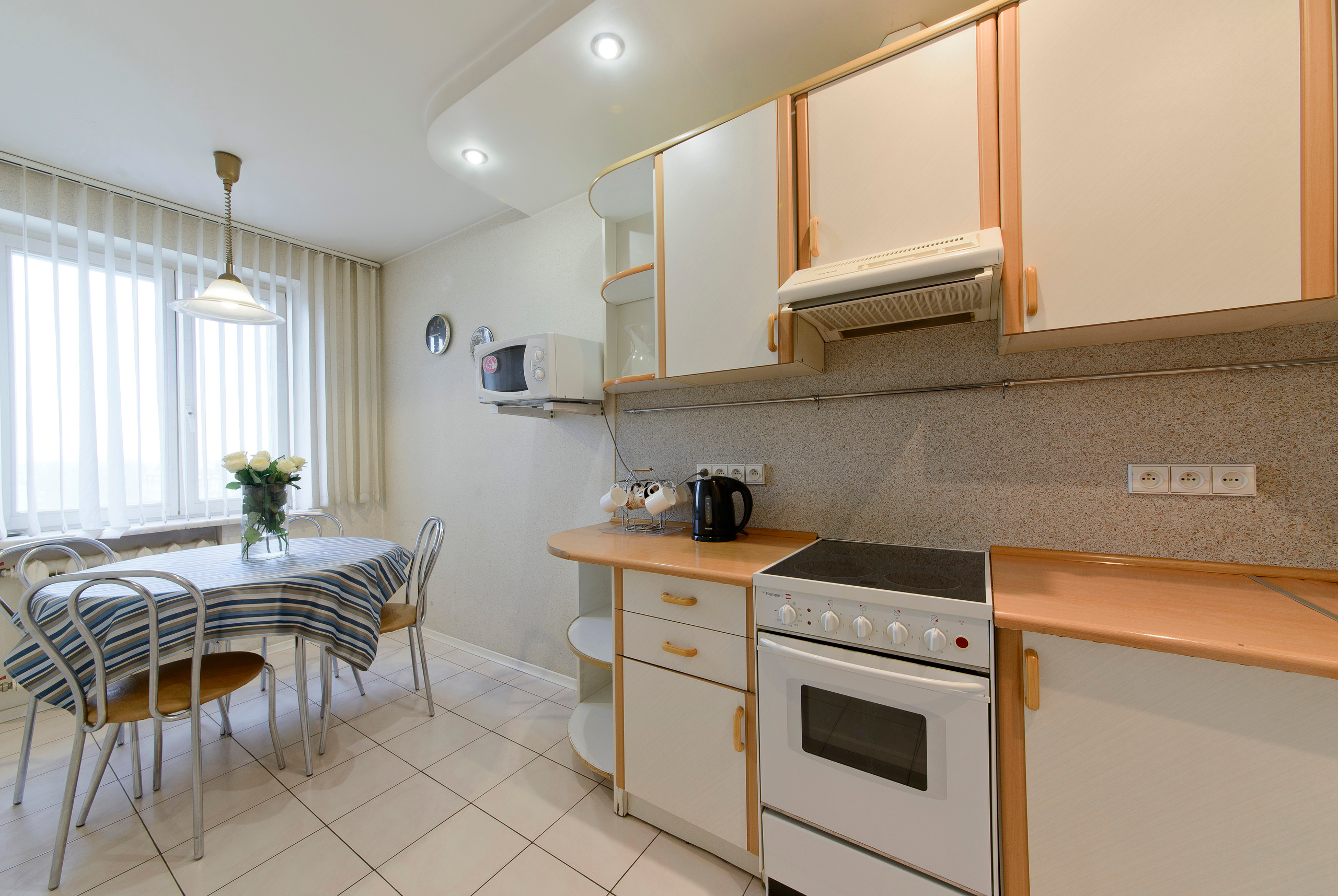 Квартира 2 этажная. Сторожевская 8. Фотограф Платон Македонский