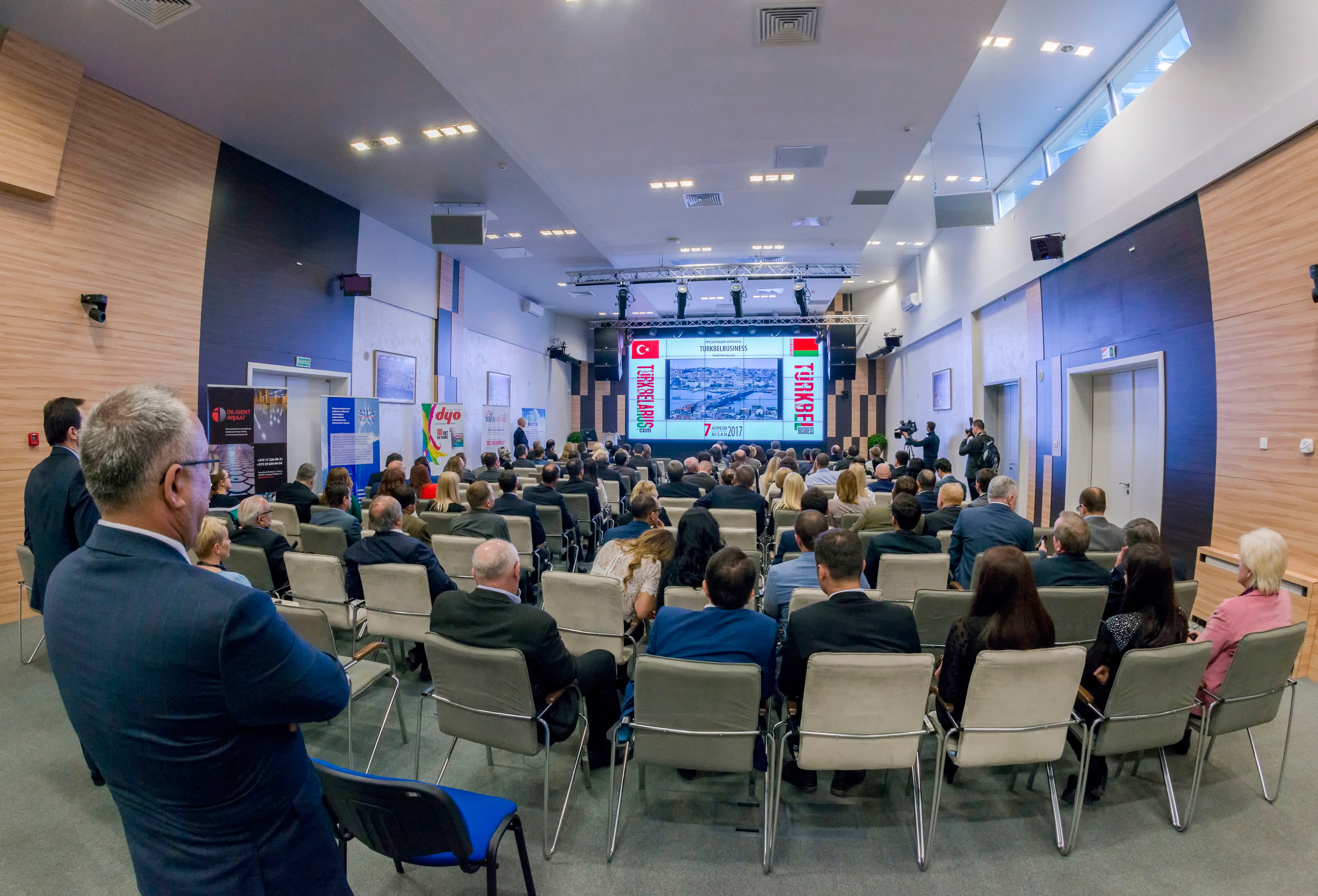 Фото репортаж. Фотограф Платон Македонский