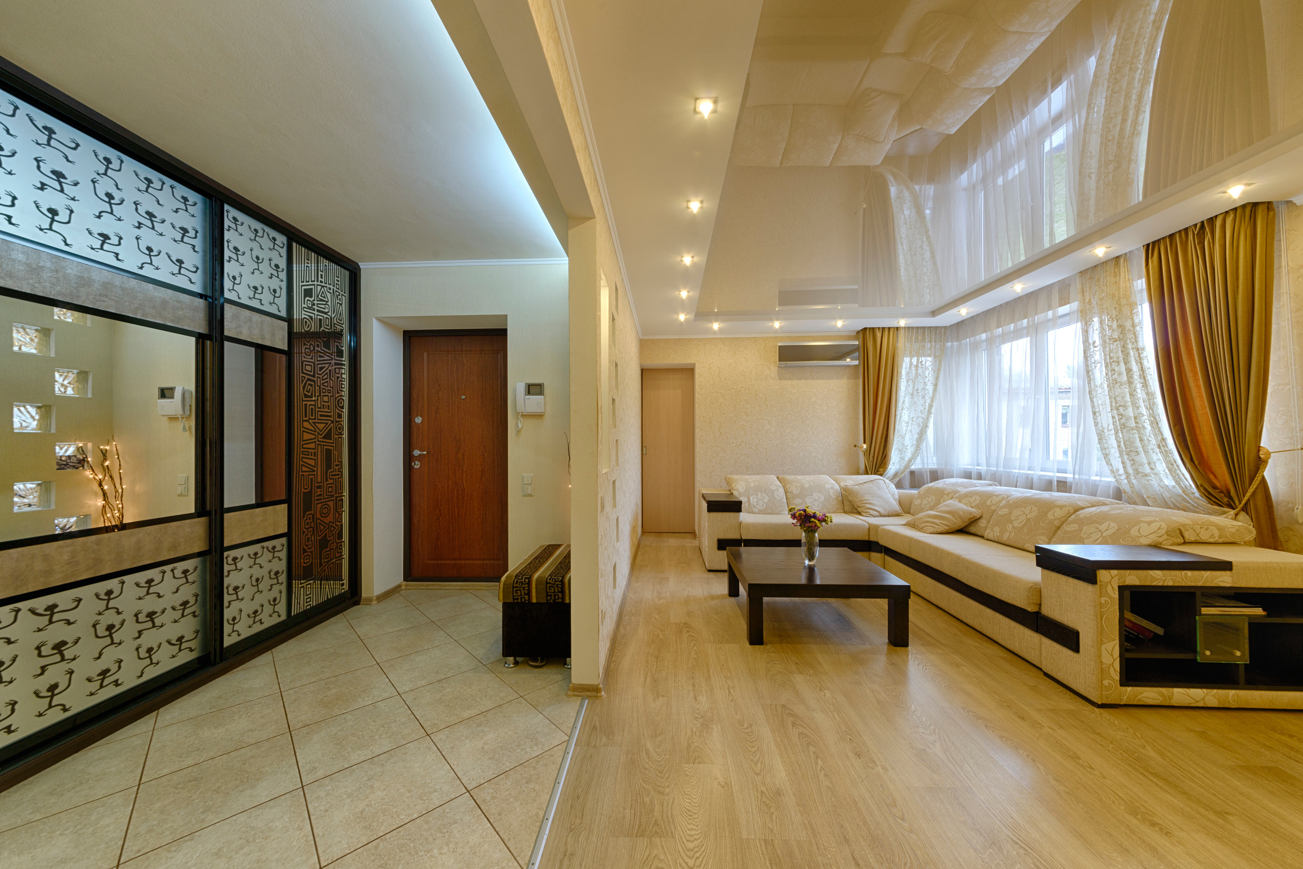 Апартаменты. Фотограф Платон Македонский