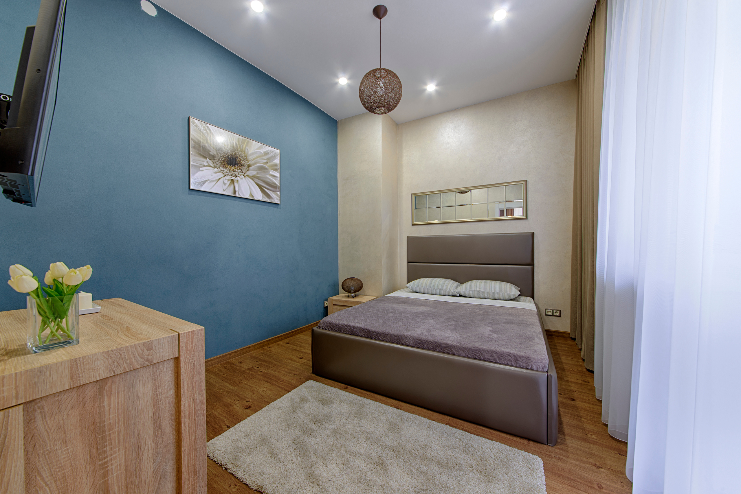 Парус. Апартаменты. Фотограф Платон Македонский