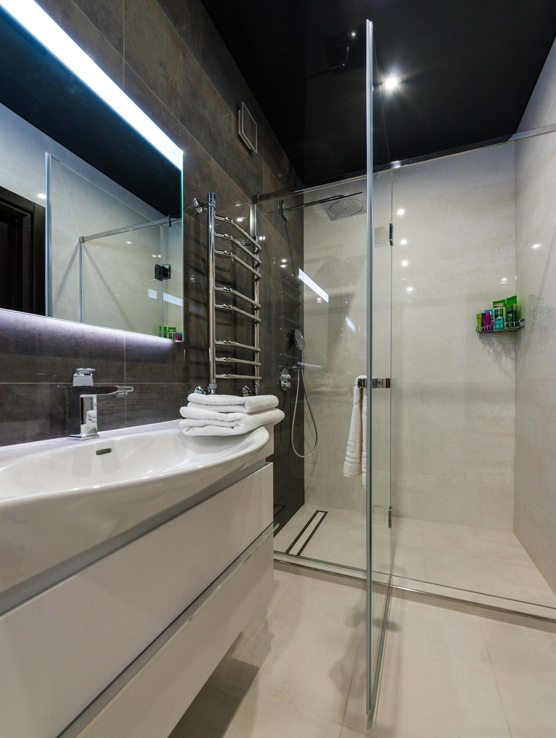 Апартаменты на ул. Ленина. Фотограф Платон Македонский